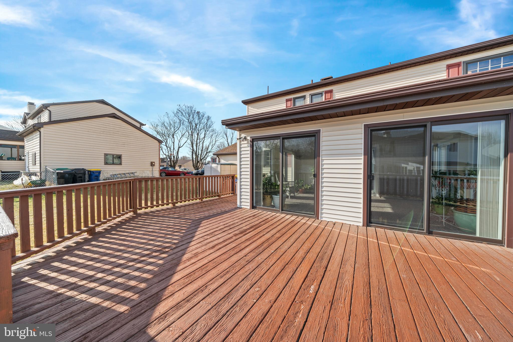 127 ROYAL GRANT WAY
