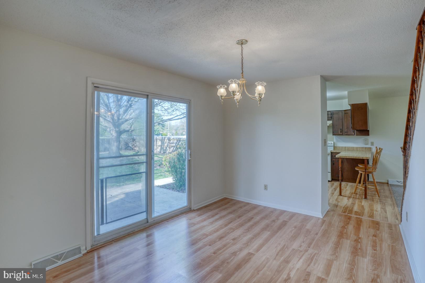 39 DUCHESS CIRCLE