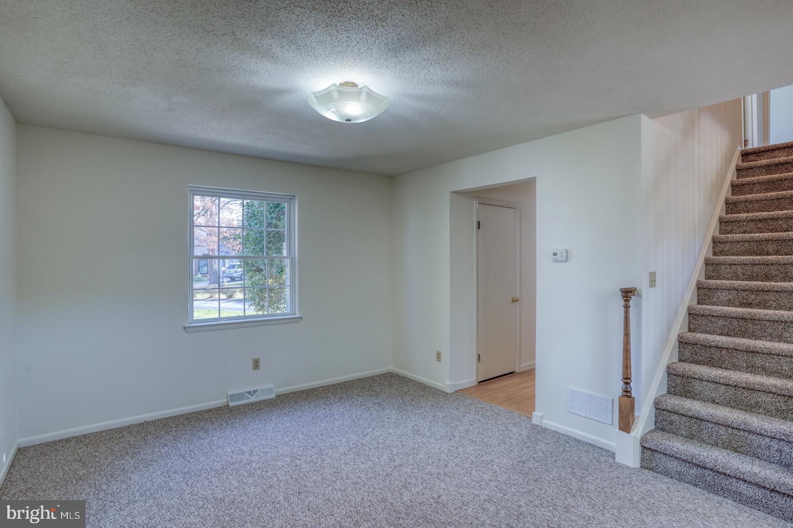 39 DUCHESS CIRCLE