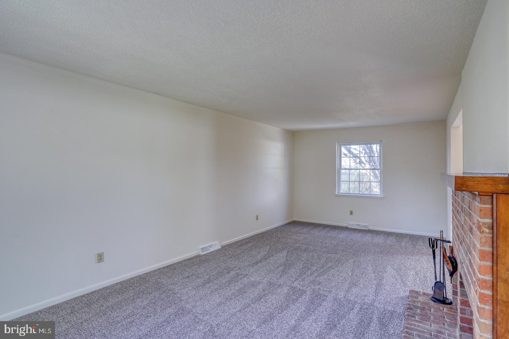 39 DUCHESS CIRCLE