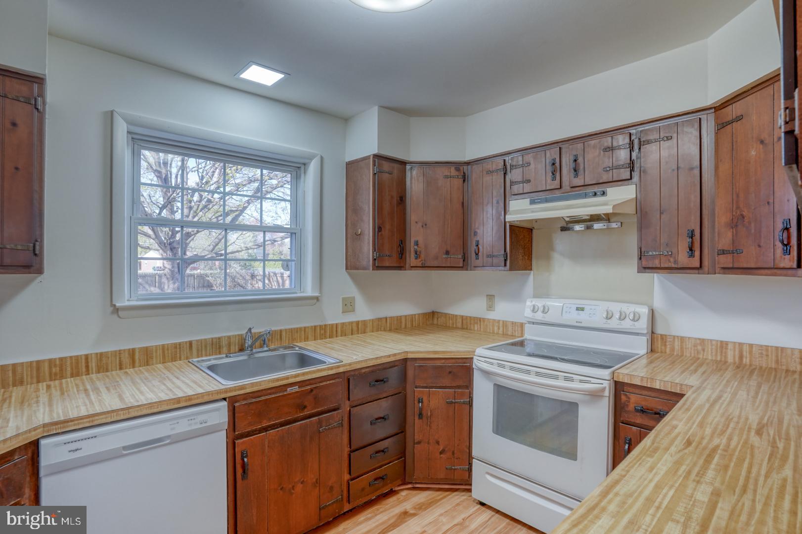 39 DUCHESS CIRCLE
