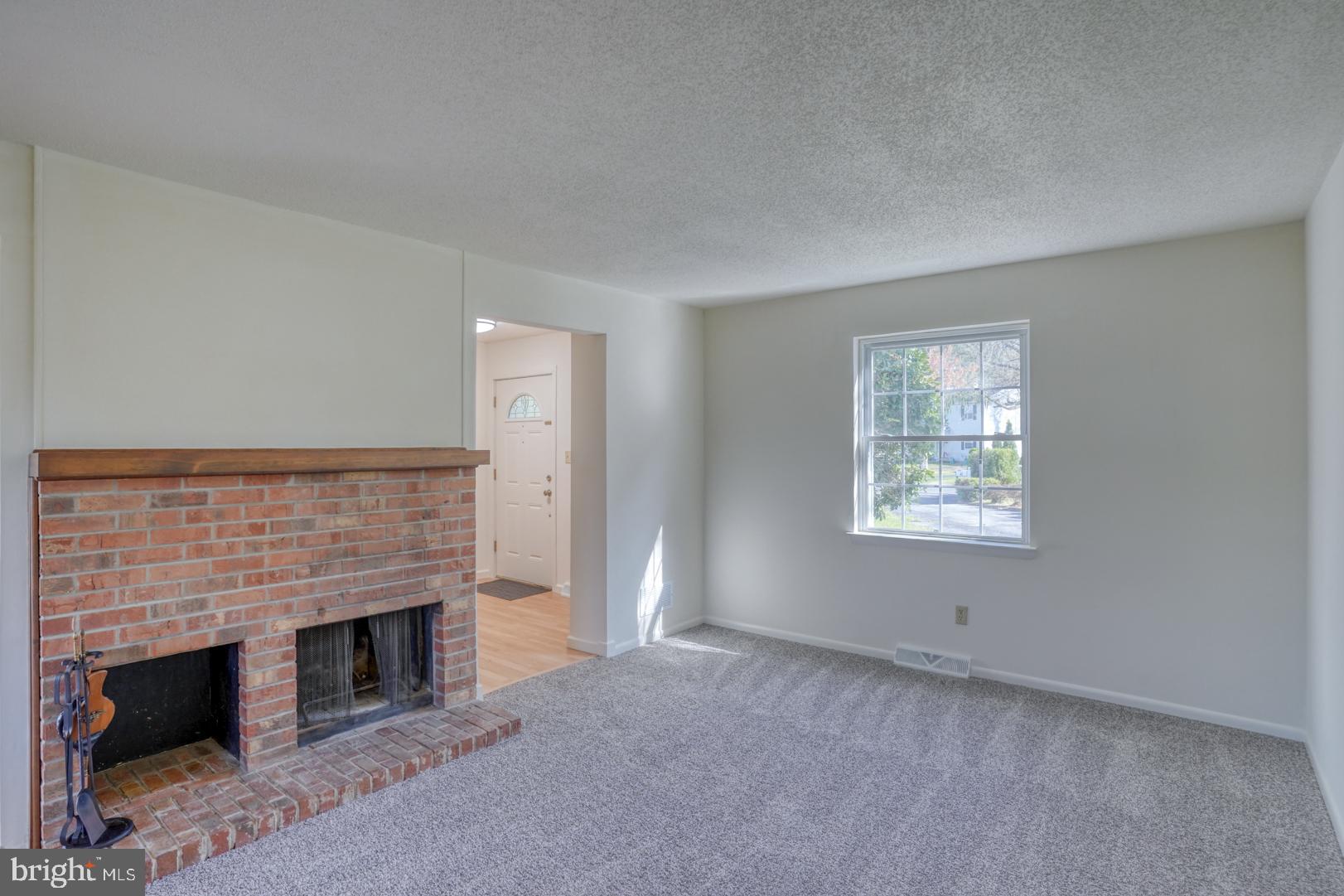 39 DUCHESS CIRCLE