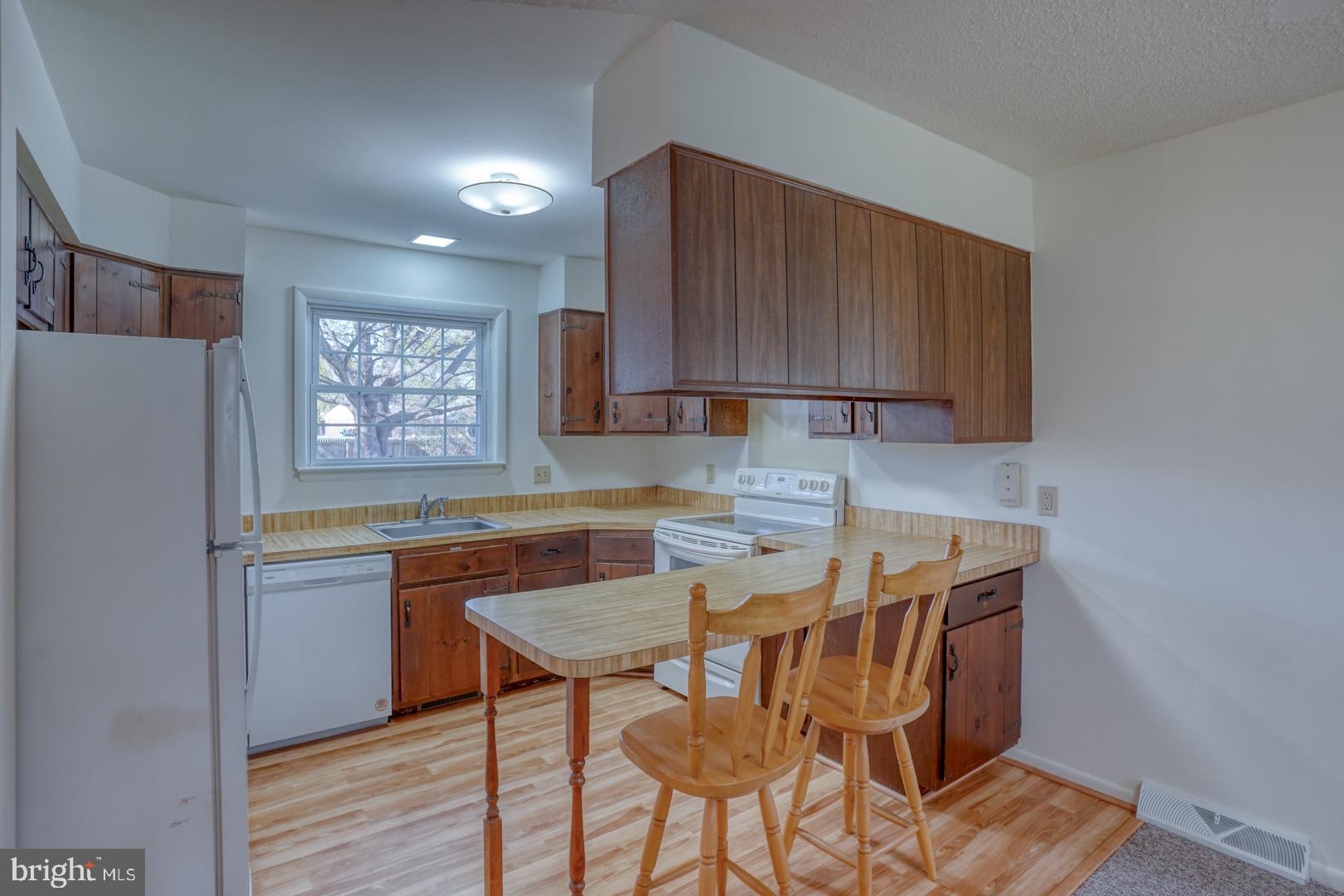 39 DUCHESS CIRCLE