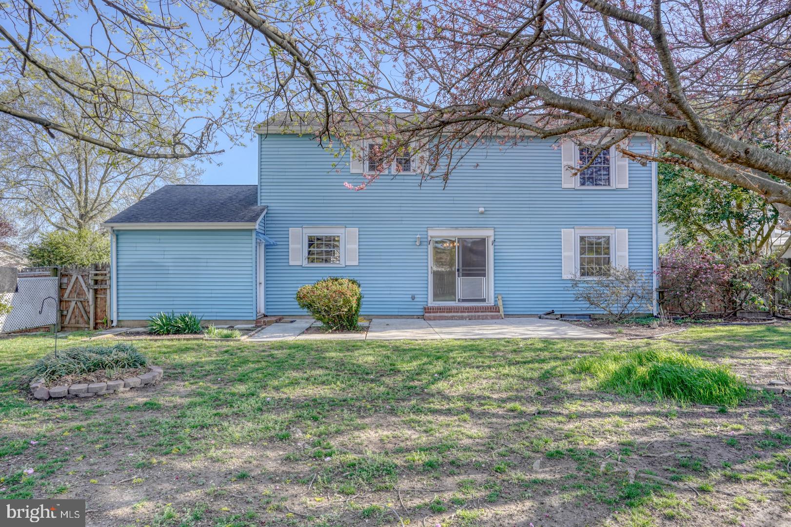 39 DUCHESS CIRCLE