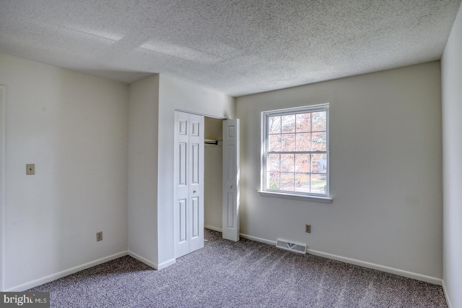39 DUCHESS CIRCLE