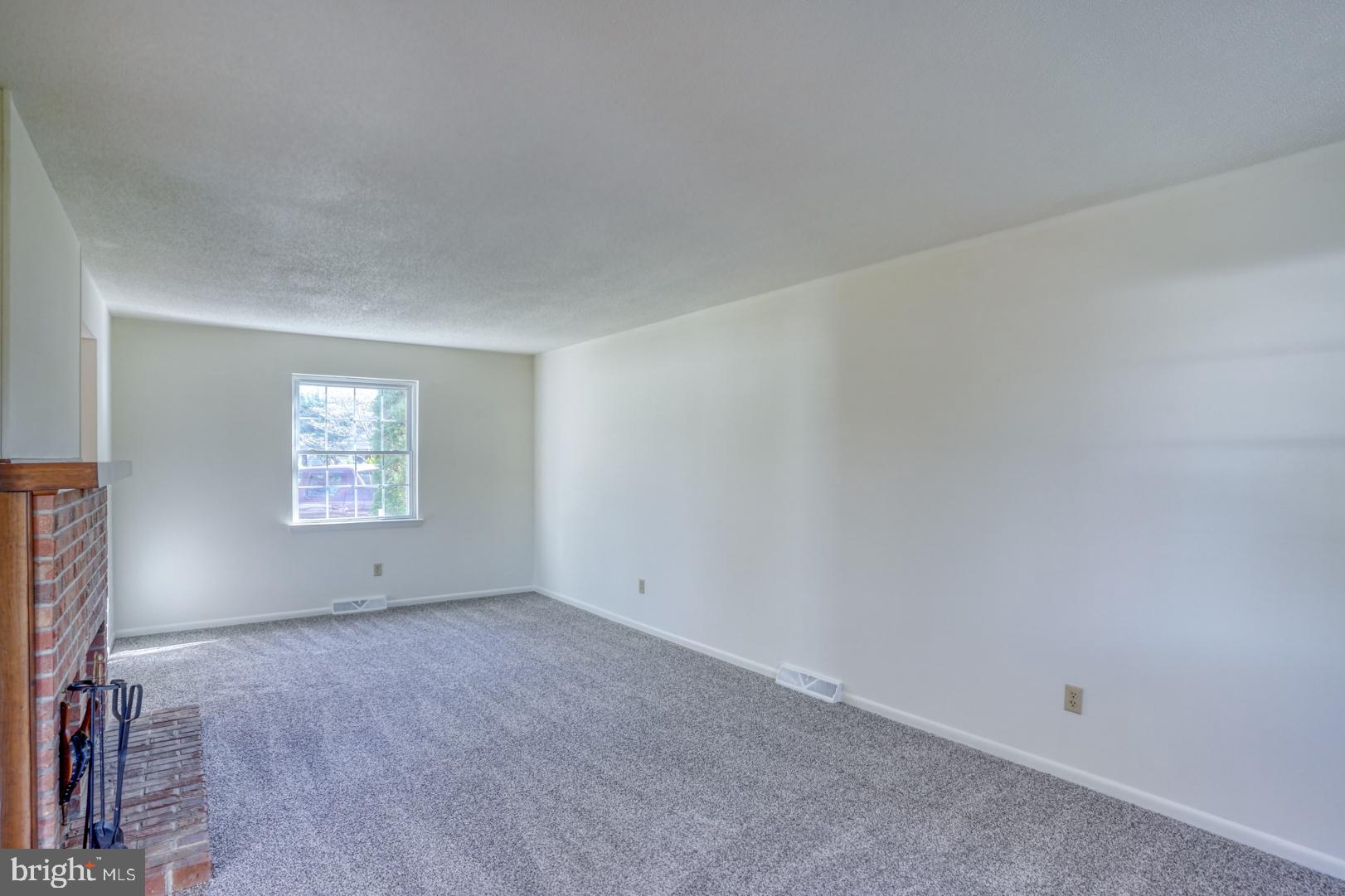 39 DUCHESS CIRCLE