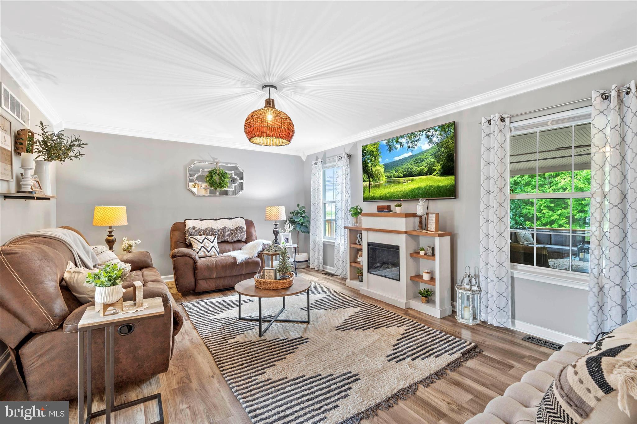 610 DOVE NEST COURT
