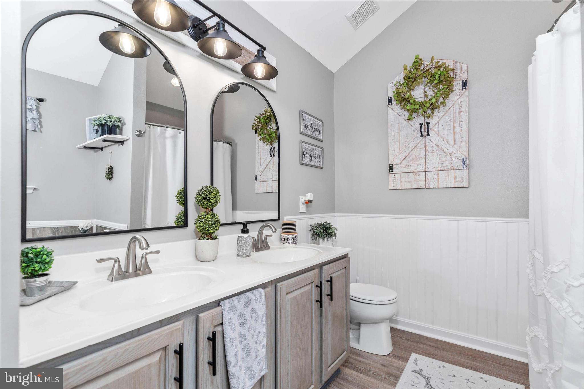 610 DOVE NEST COURT