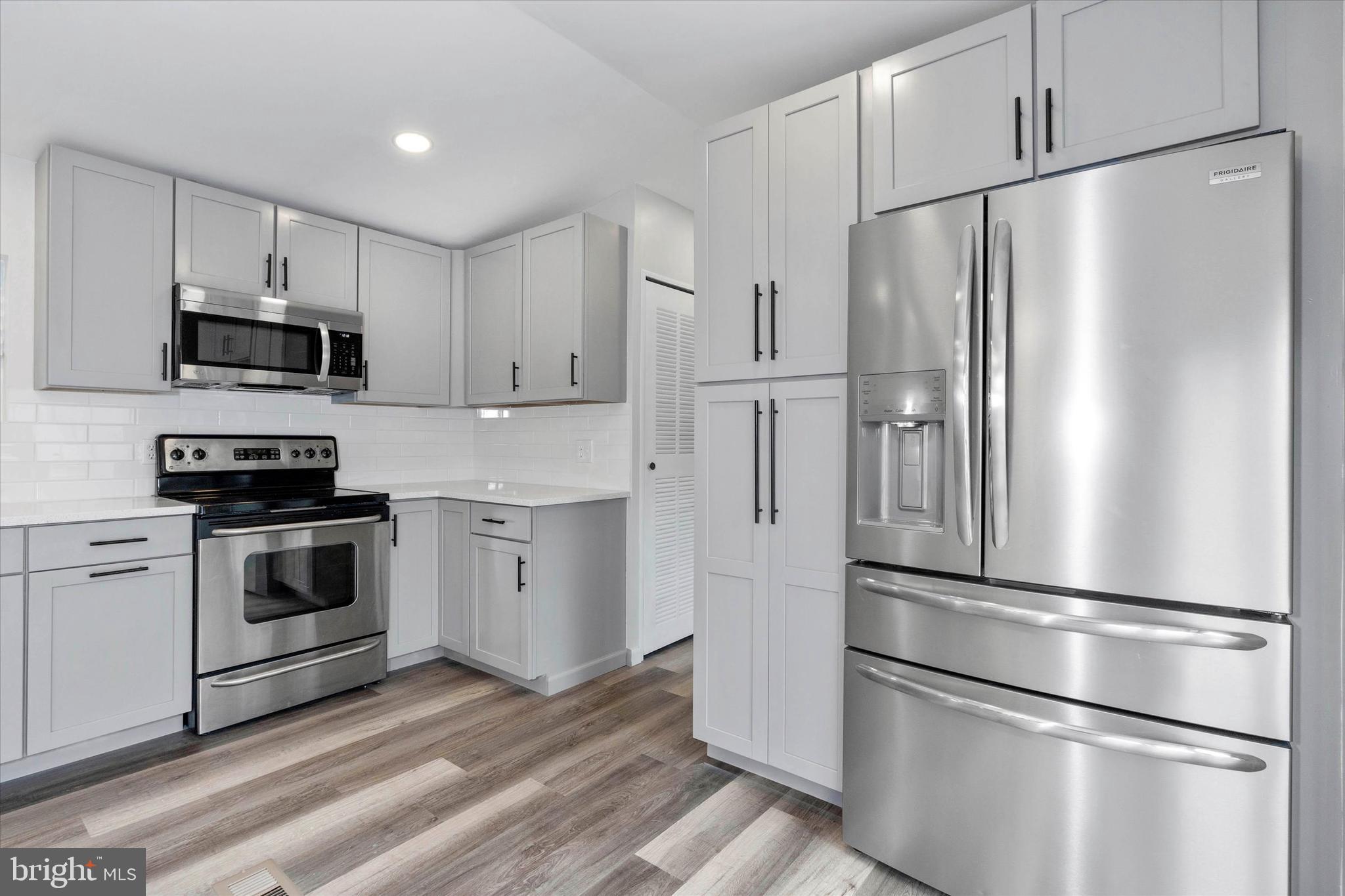 53 KATHY DRIVE 645