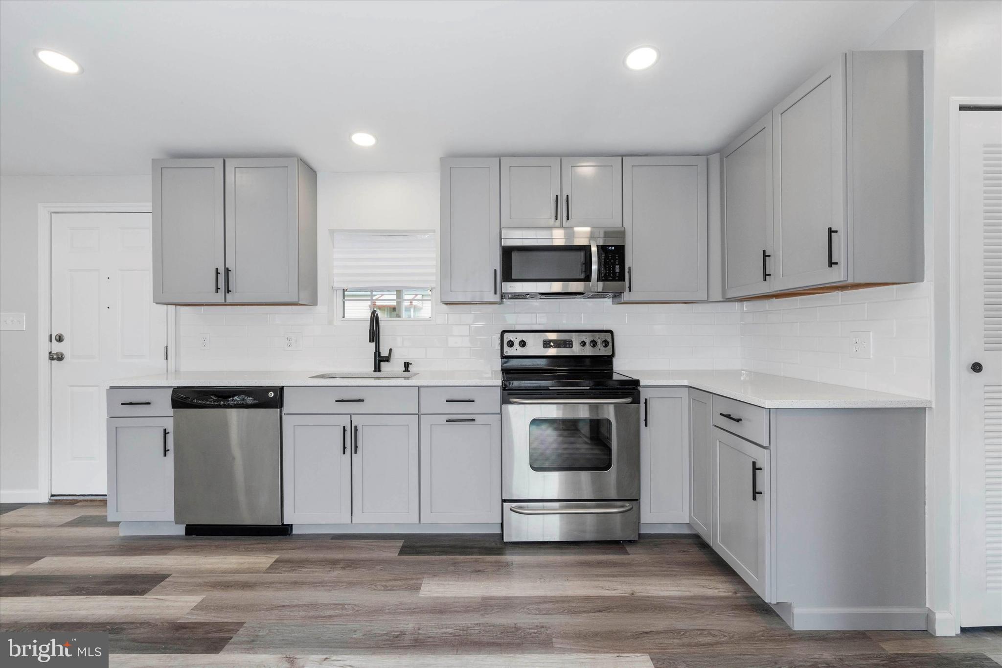 53 KATHY DRIVE 645