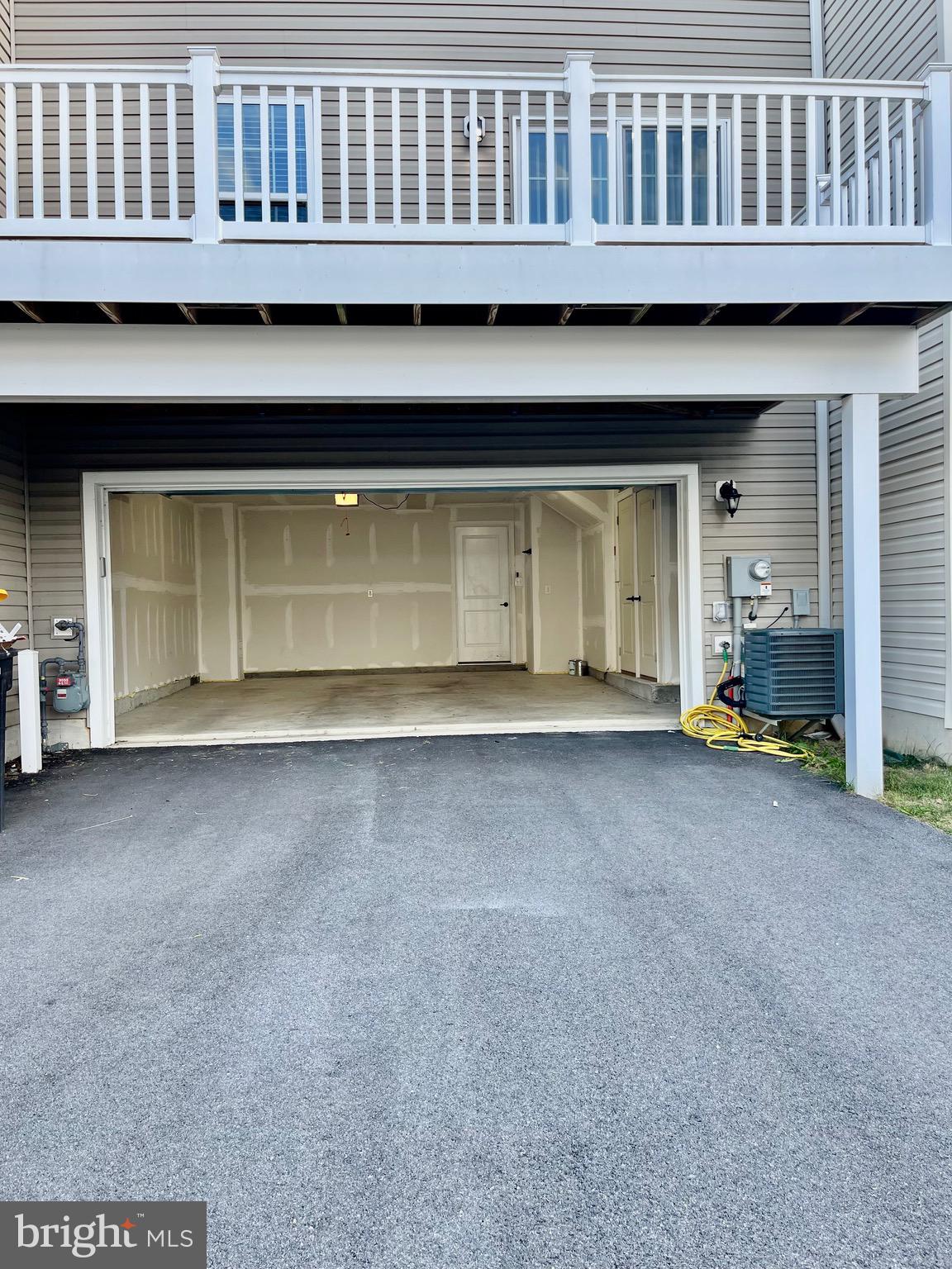 211 LAKE SEYMOUR DRIVE