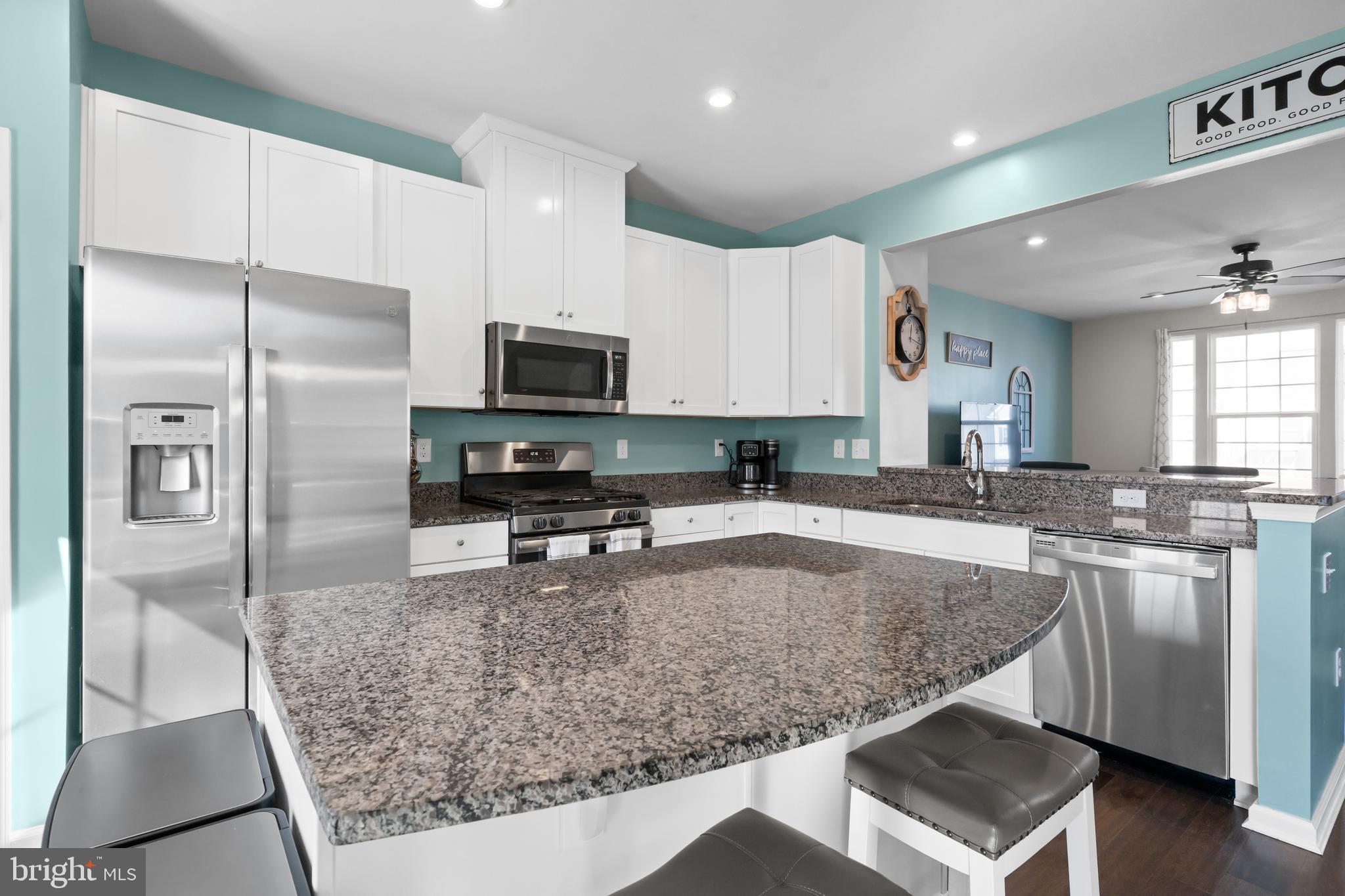 105 S RIDGE AVENUE