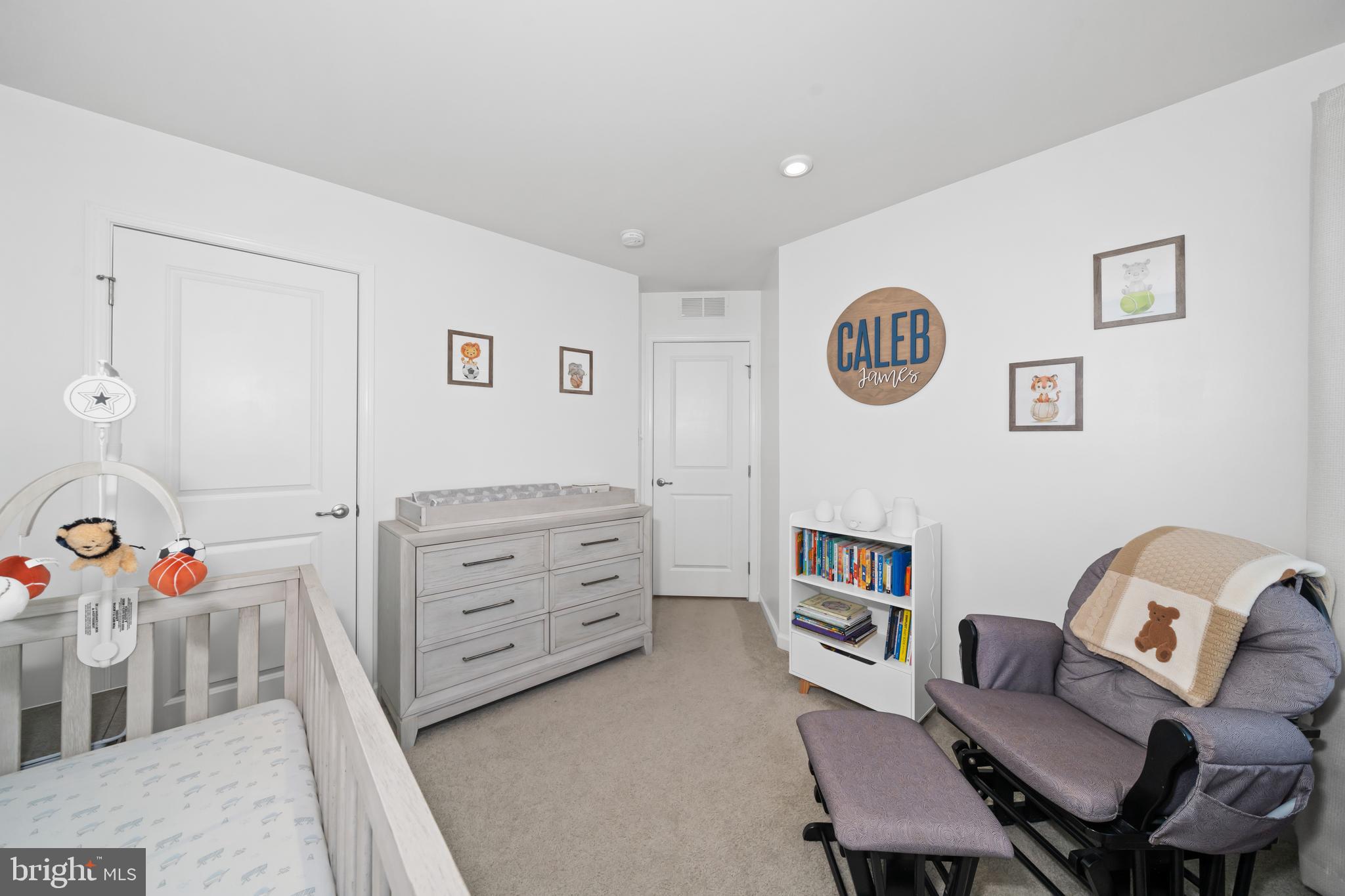 105 S RIDGE AVENUE