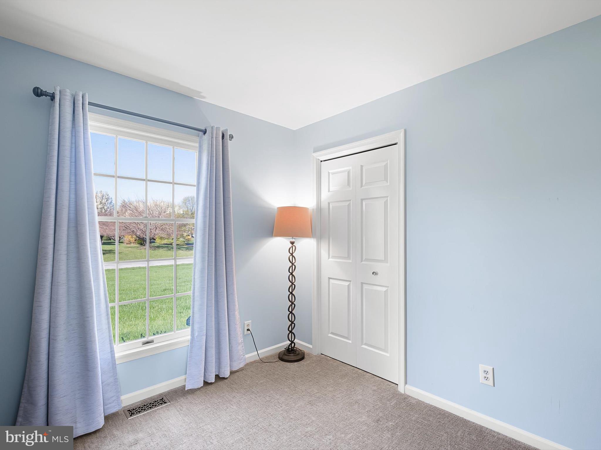 314 W WINDMILL WAY