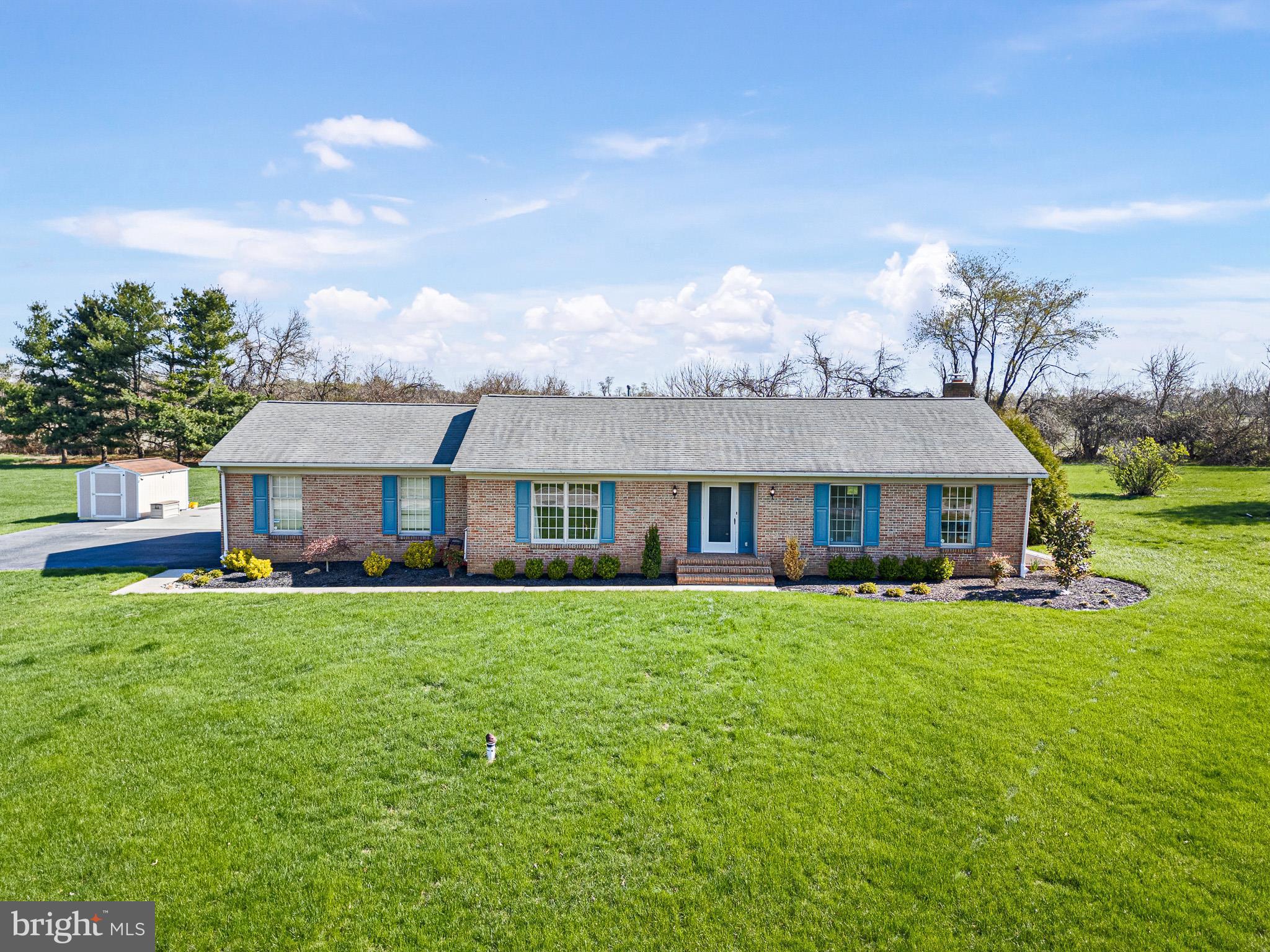 314 W WINDMILL WAY