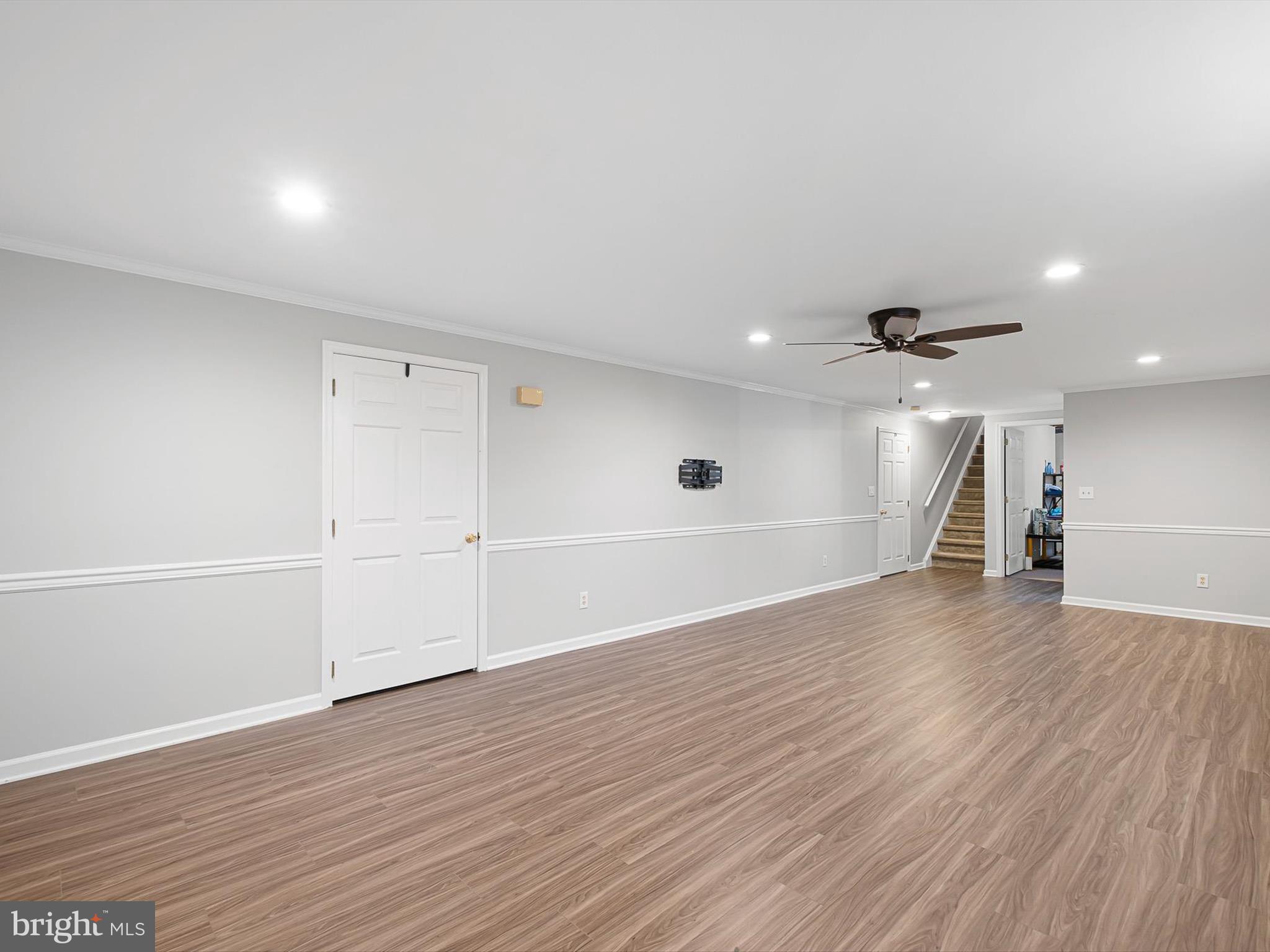 314 W WINDMILL WAY