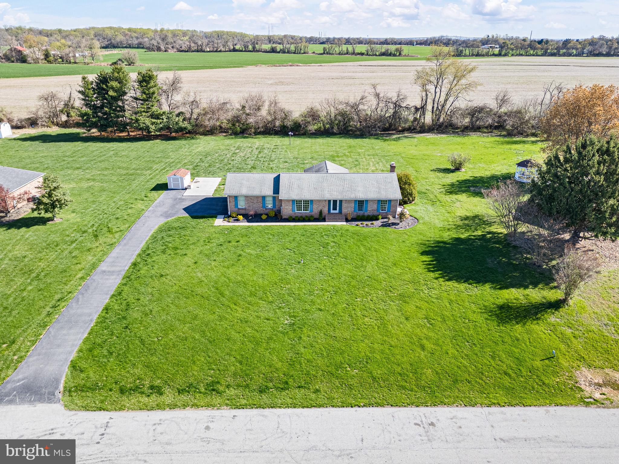 314 W WINDMILL WAY