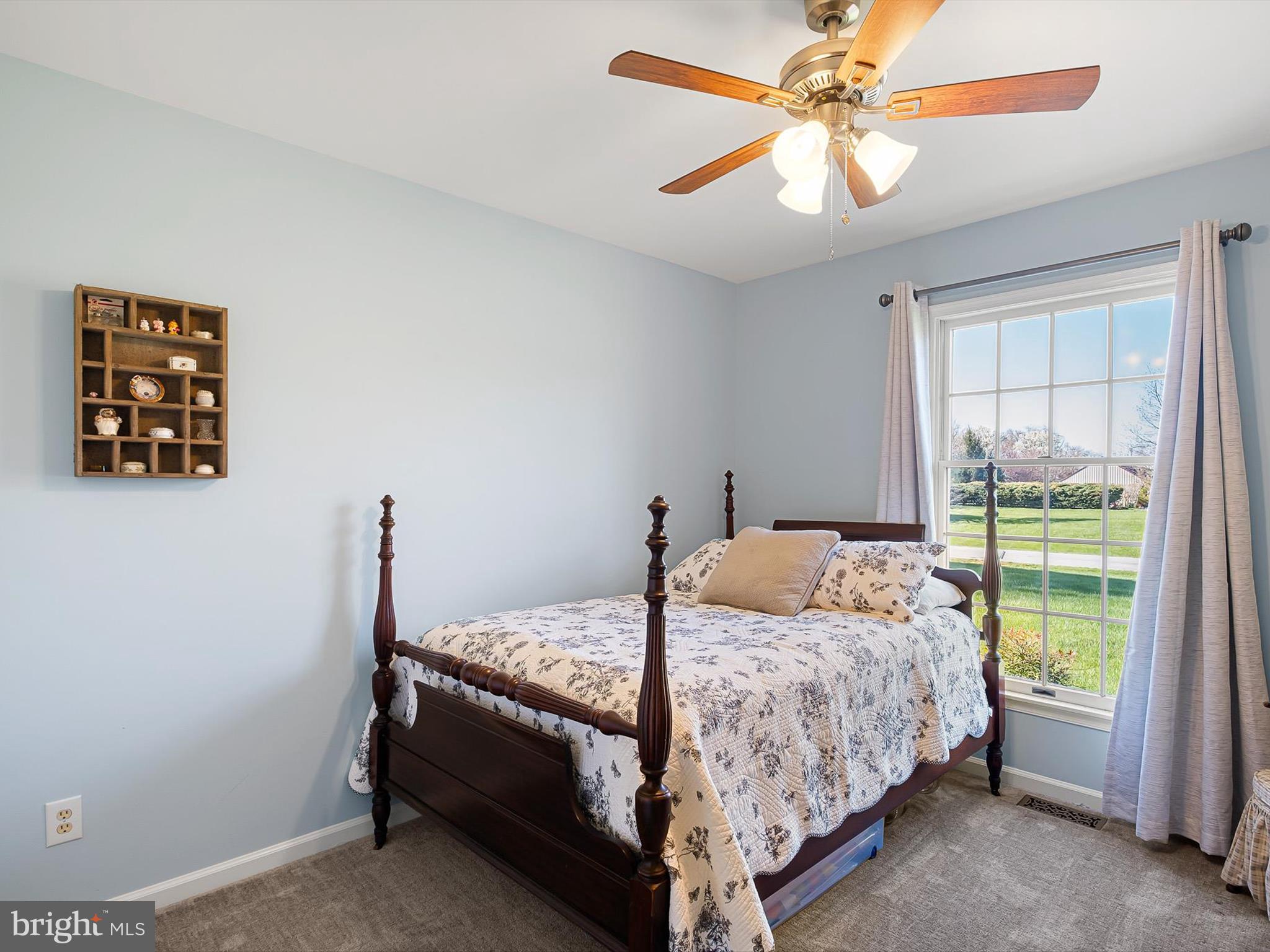 314 W WINDMILL WAY