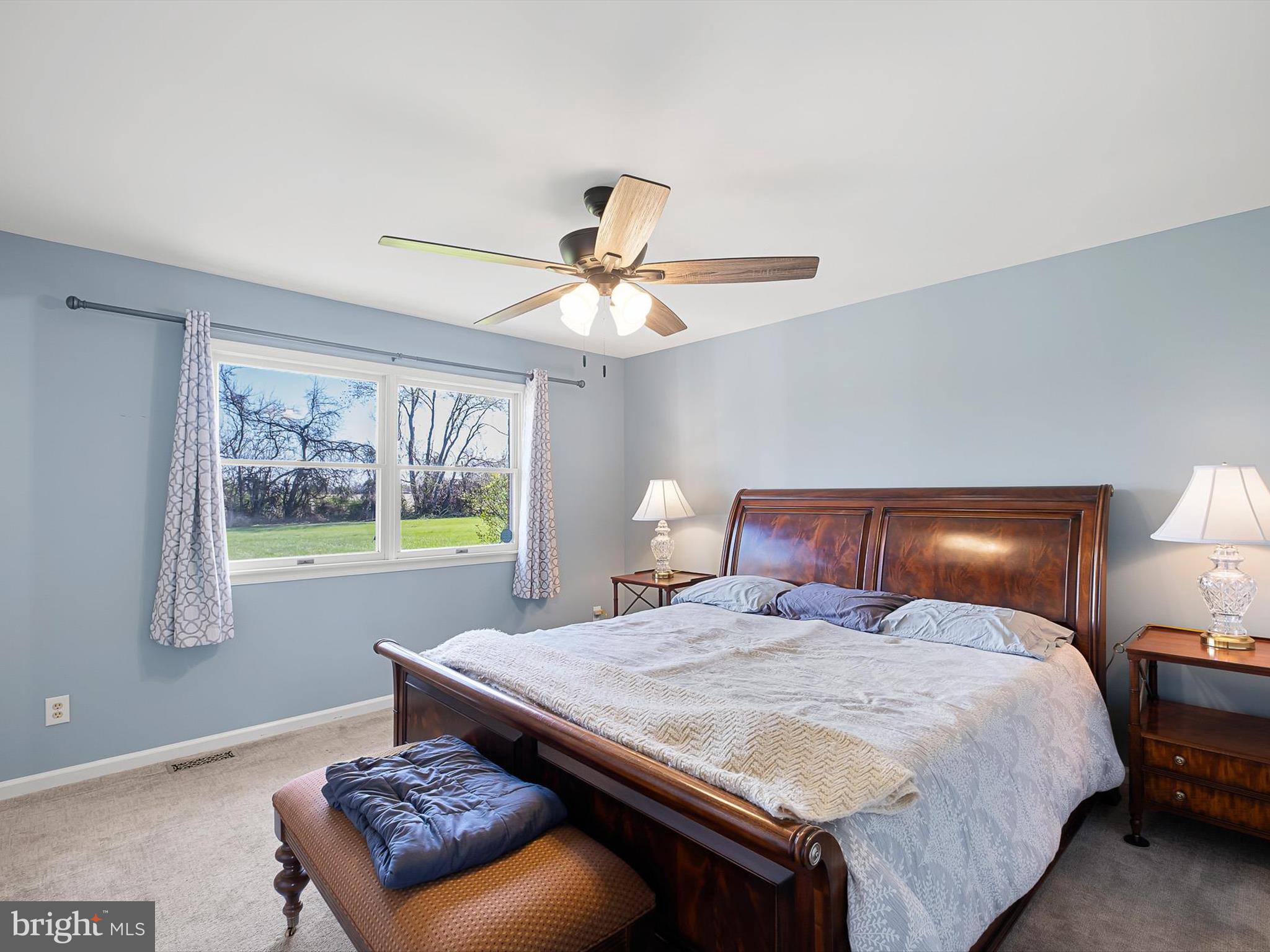 314 W WINDMILL WAY