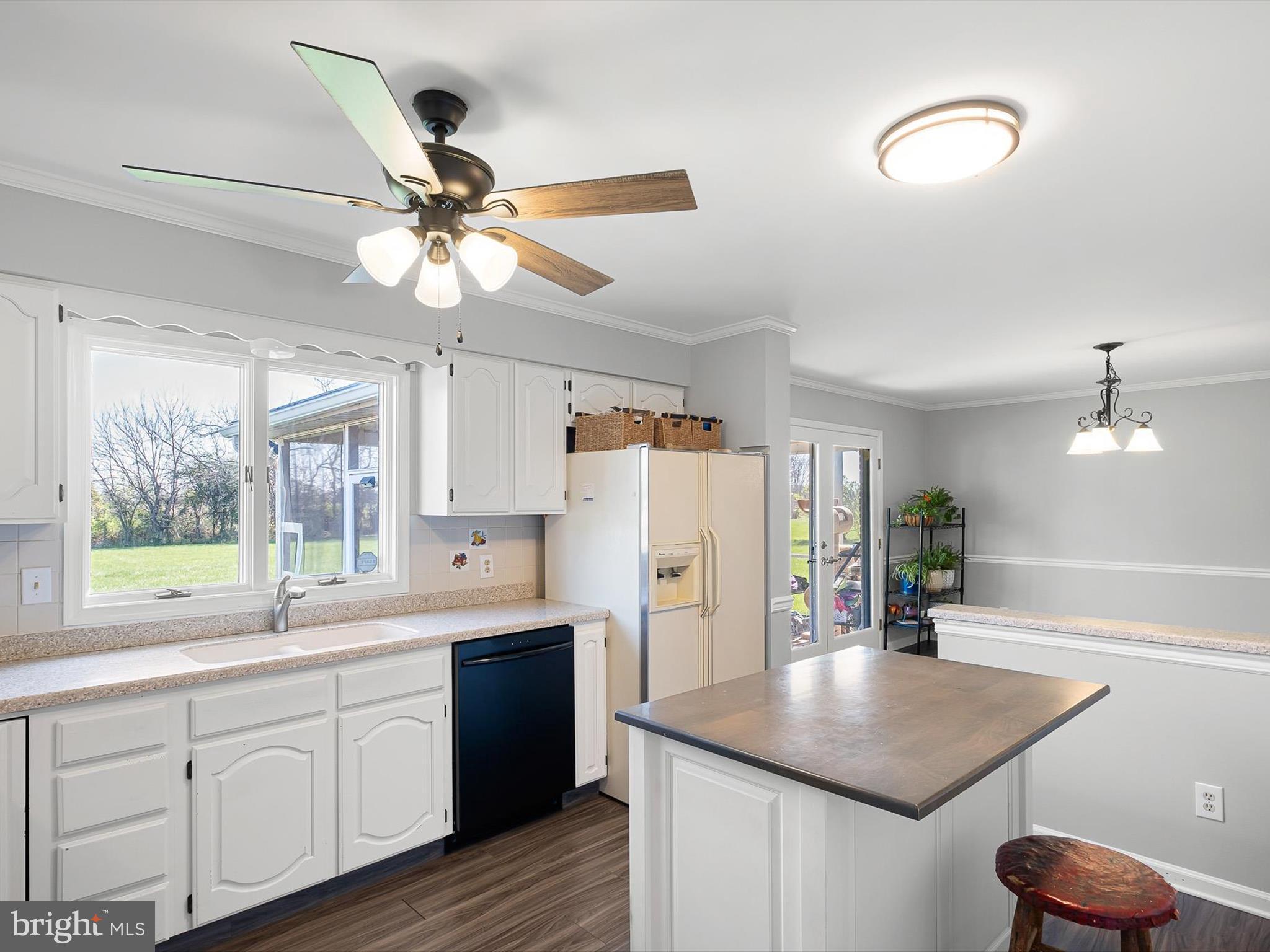 314 W WINDMILL WAY