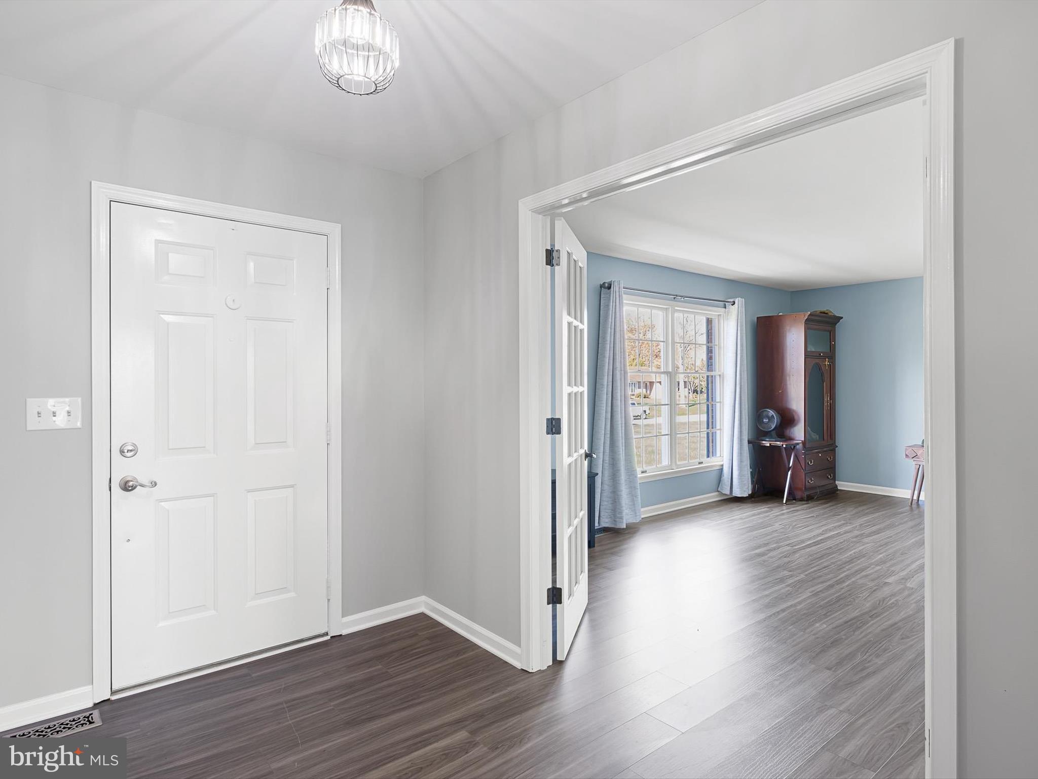 314 W WINDMILL WAY