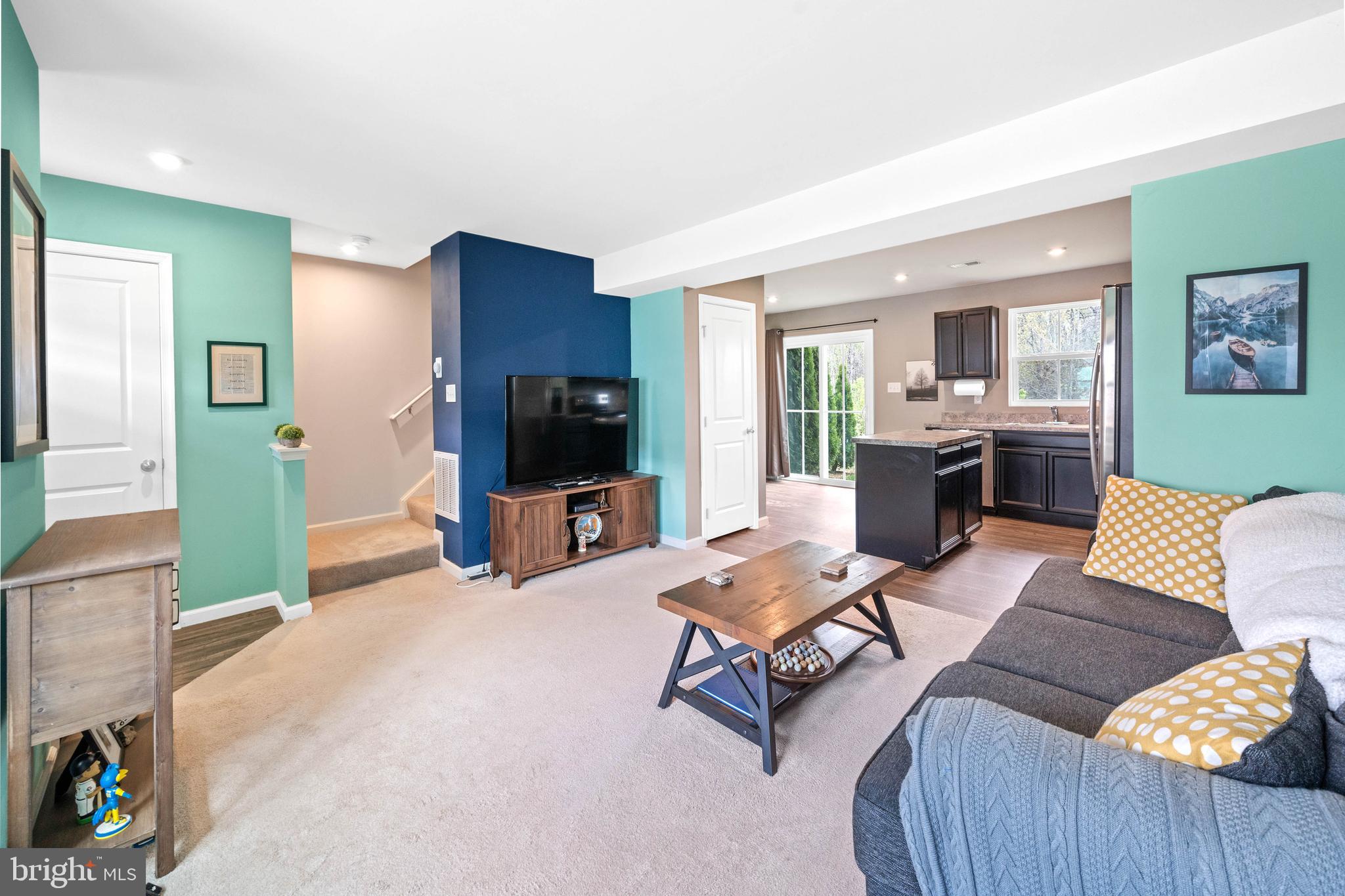 141 WYE OAK DRIVE