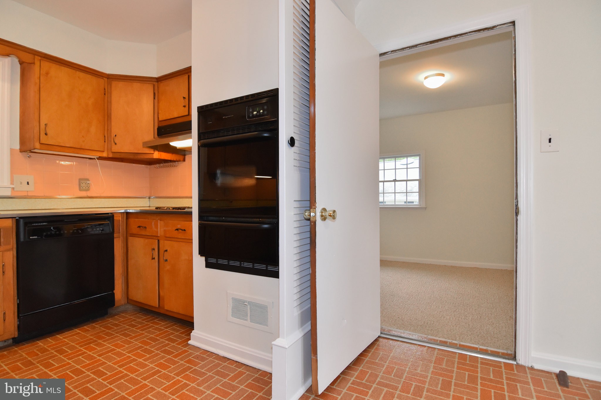2526 KITTIWAKE DRIVE