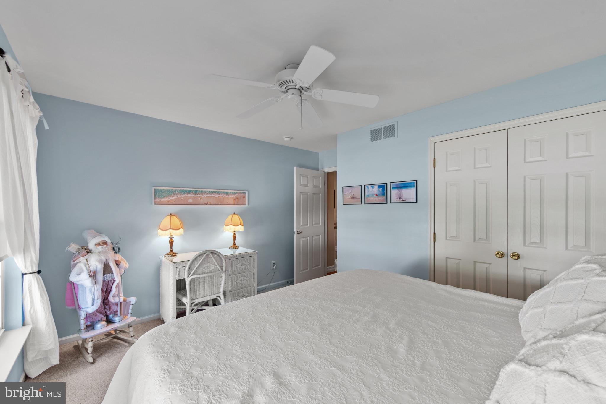 36 CRIMSON KING DRIVE