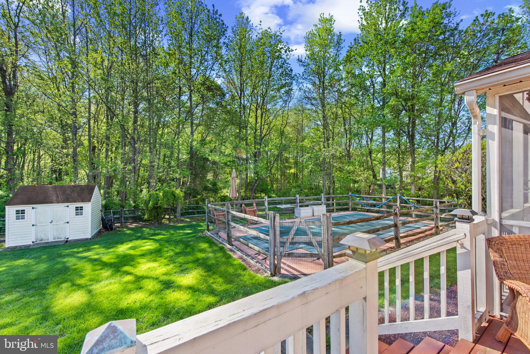 36 CRIMSON KING DRIVE