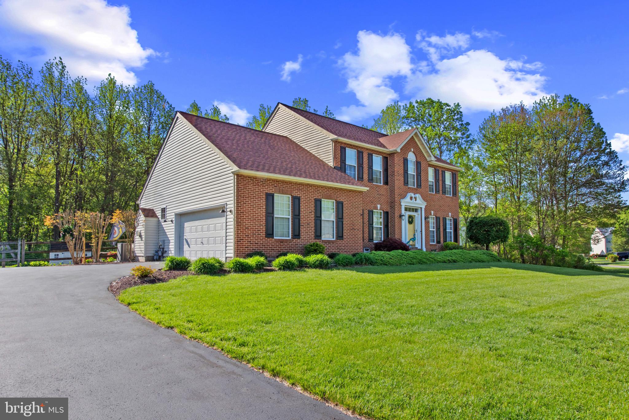 36 CRIMSON KING DRIVE