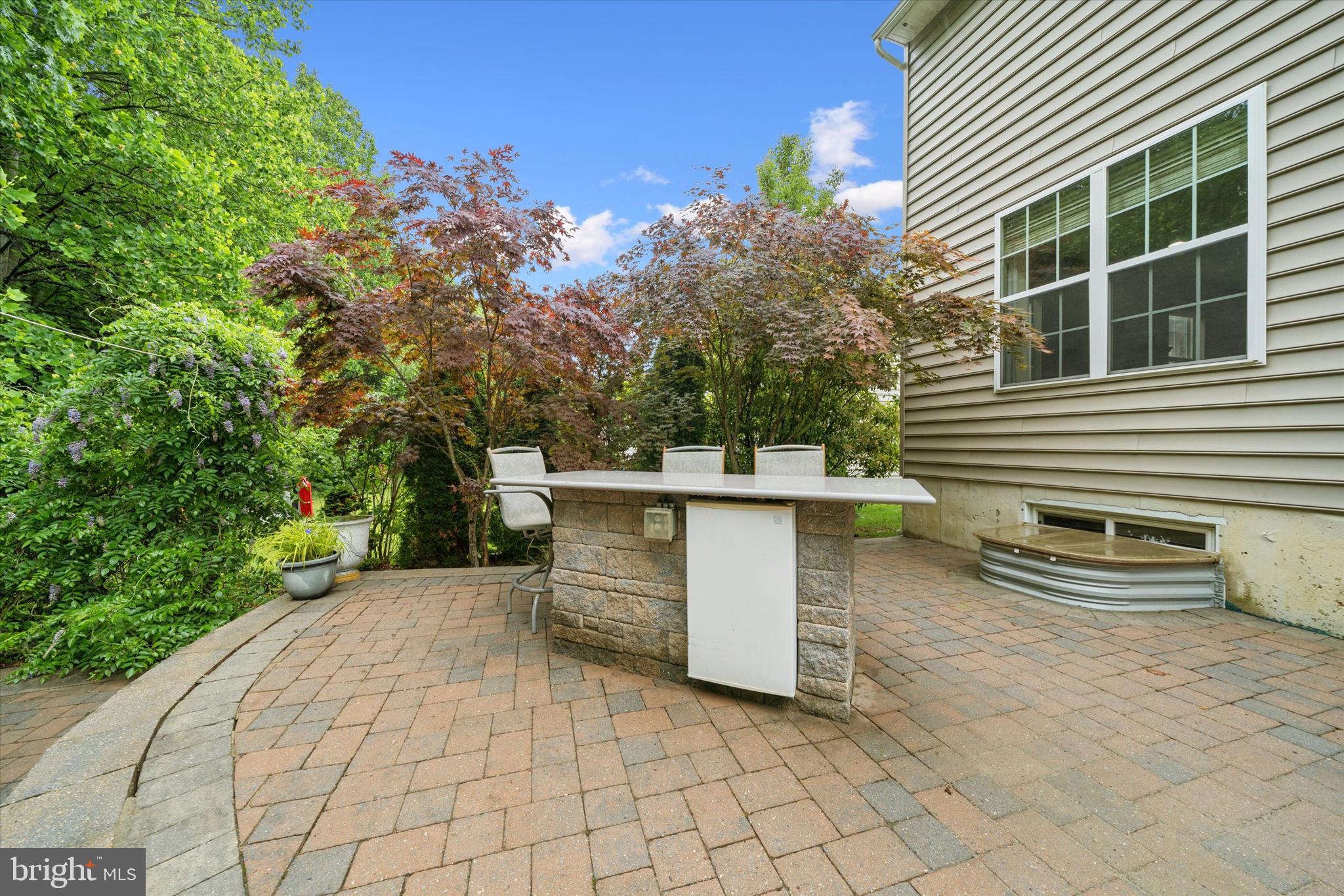 308 ASTILBE COURT