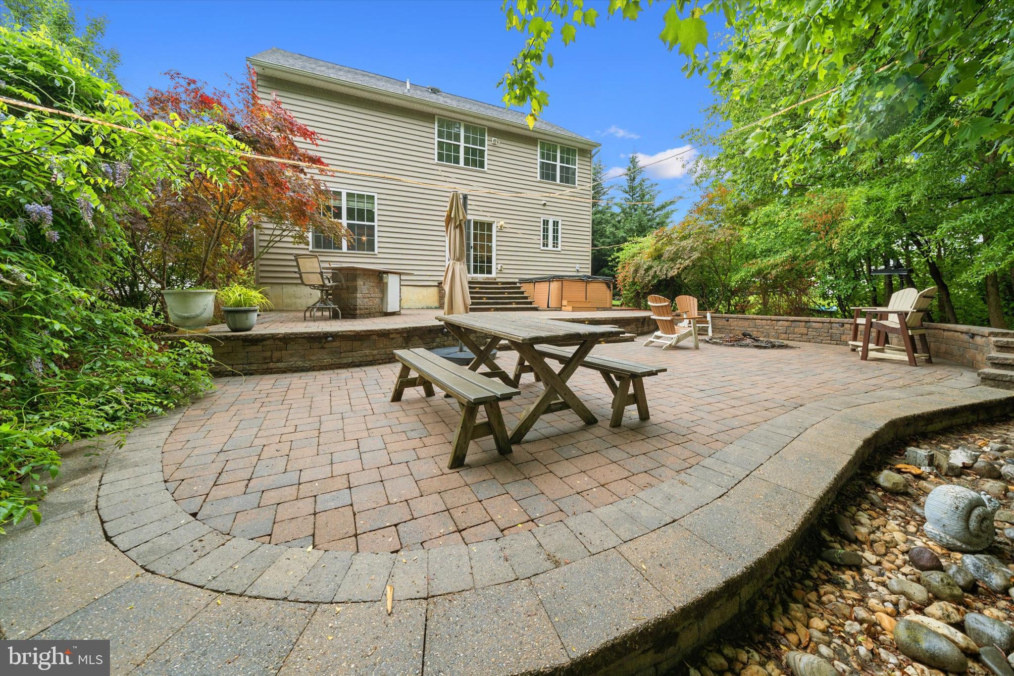 308 ASTILBE COURT