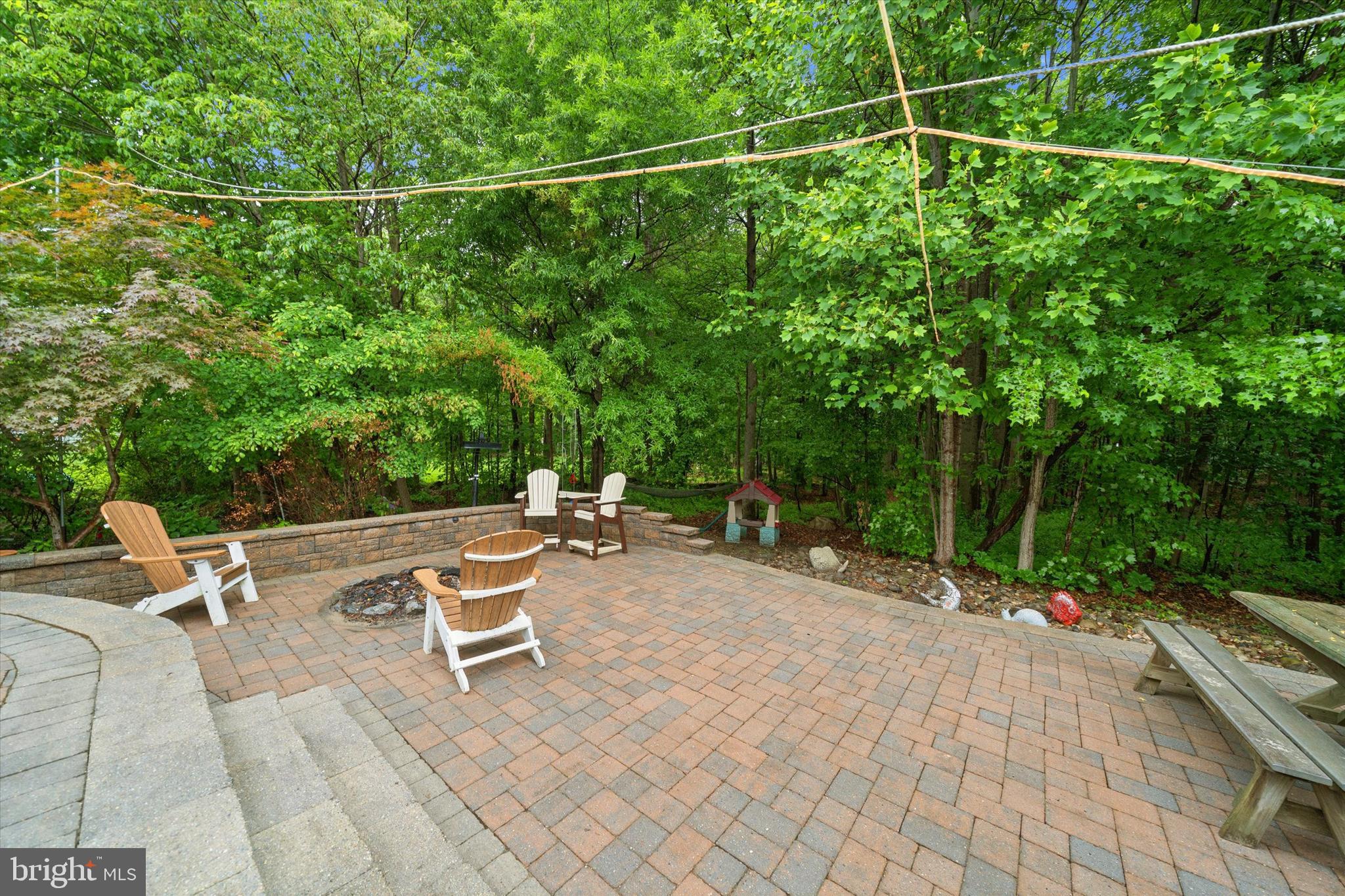 308 ASTILBE COURT