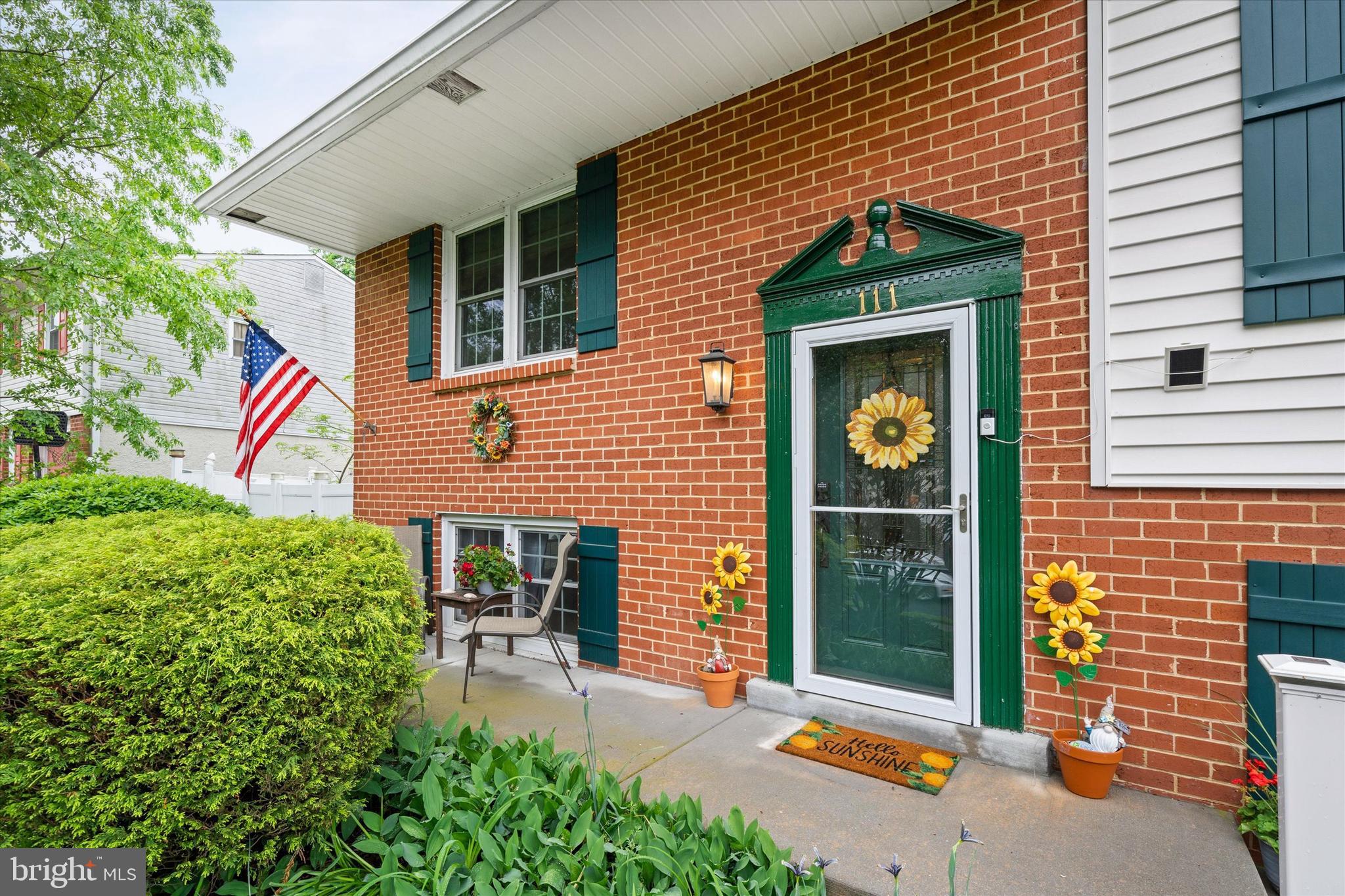111 WOODSHADE DRIVE