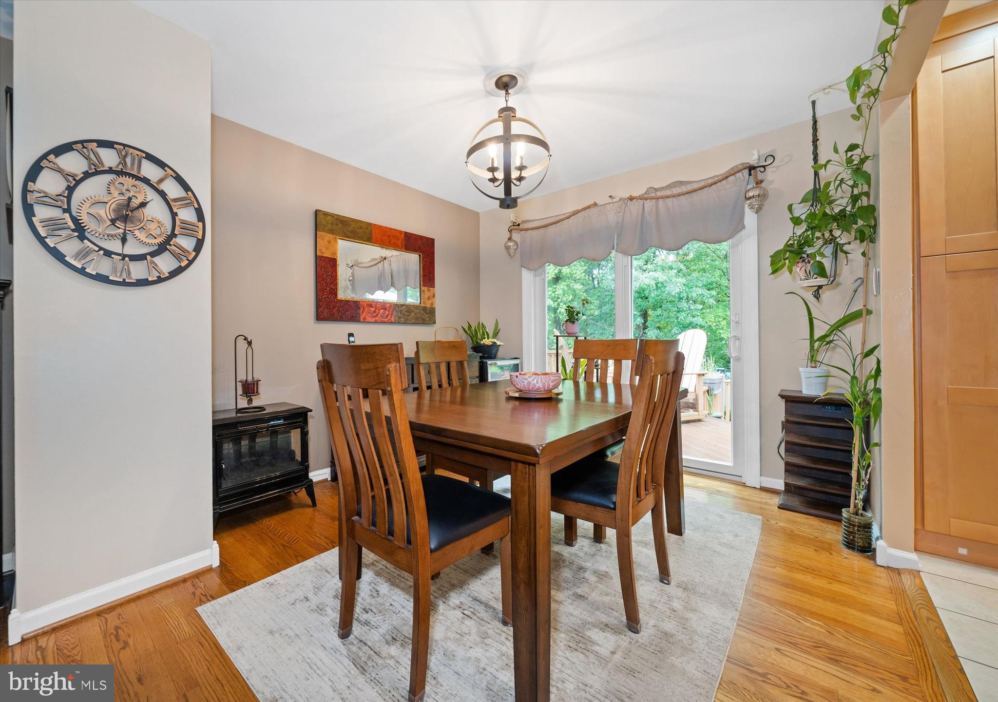 111 WOODSHADE DRIVE