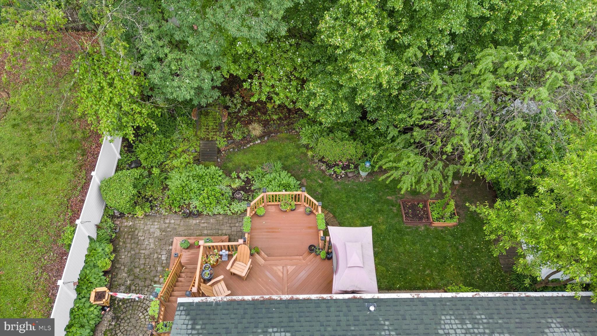 111 WOODSHADE DRIVE