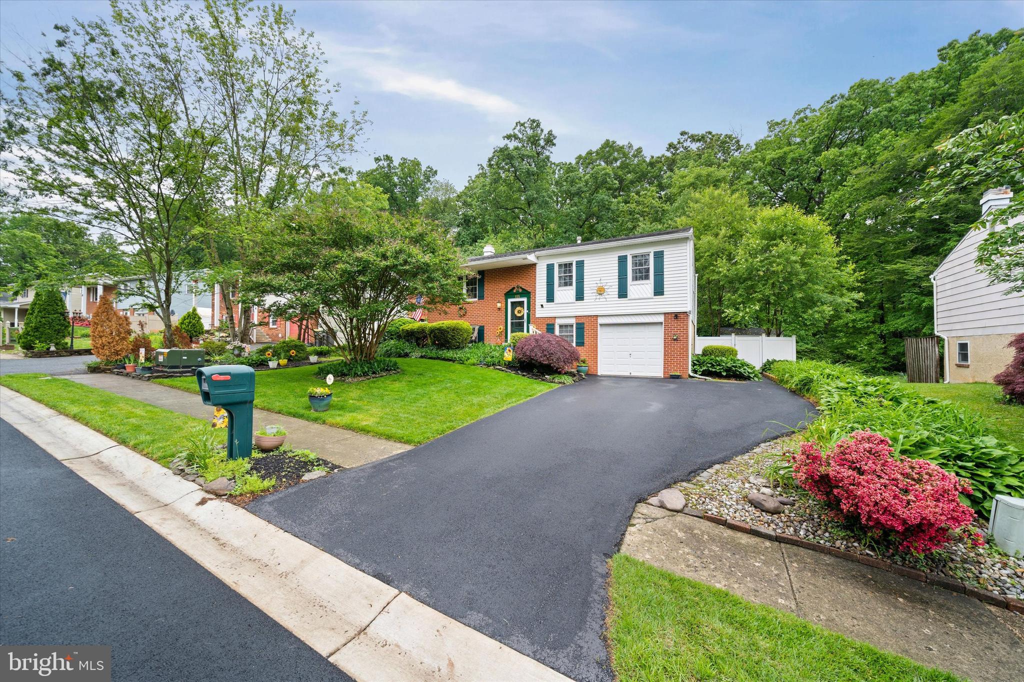 111 WOODSHADE DRIVE