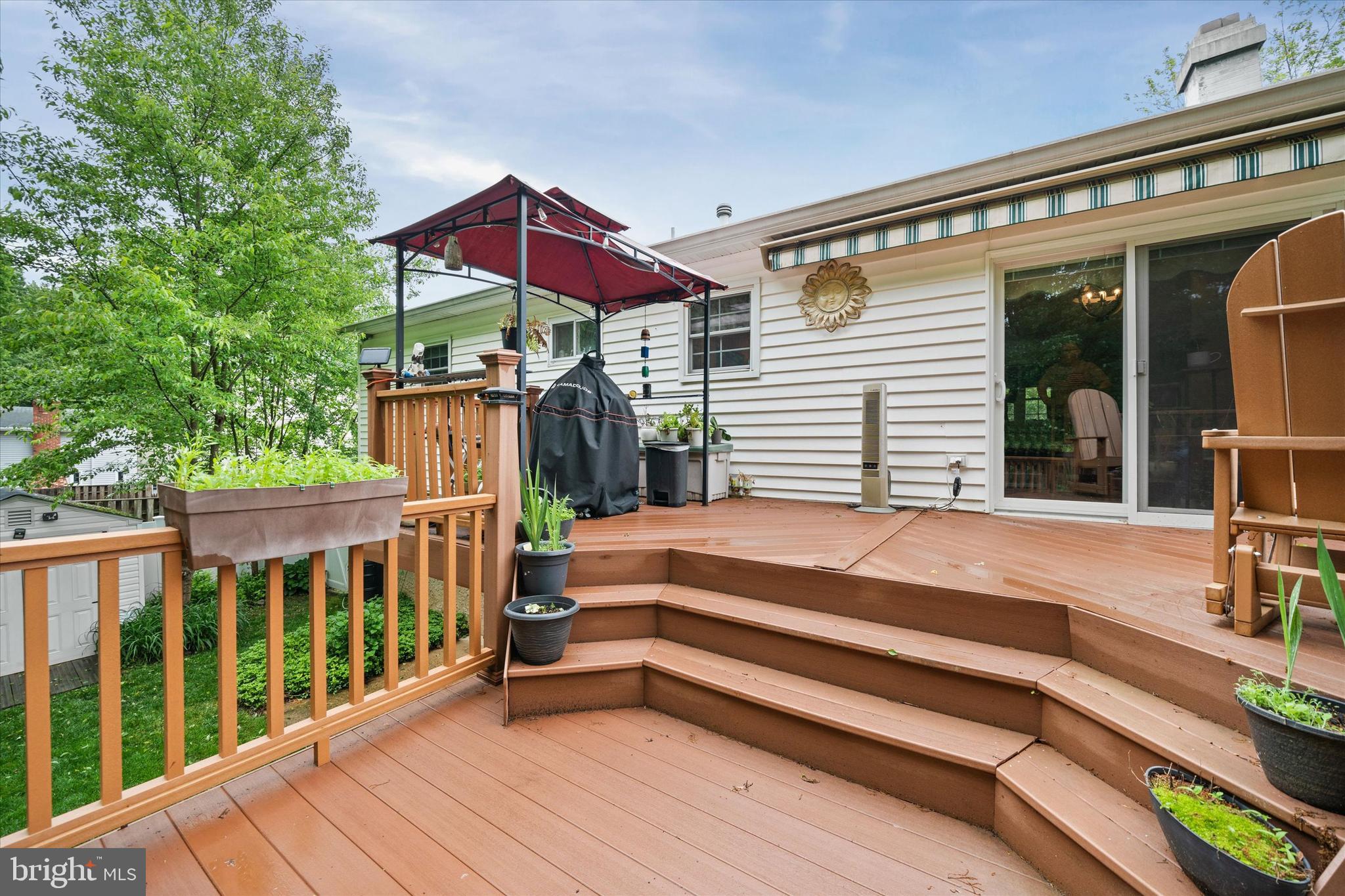 111 WOODSHADE DRIVE
