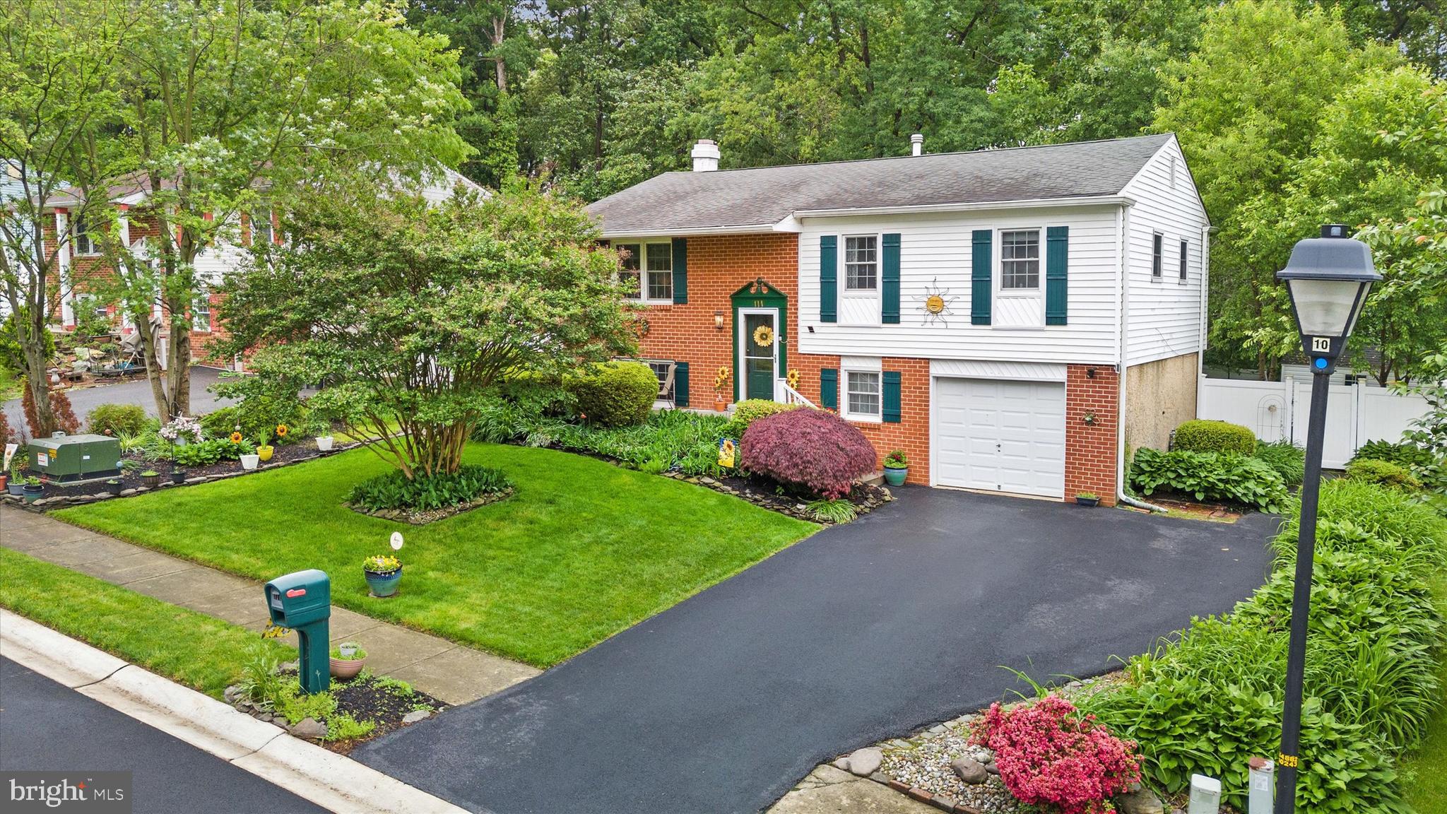 111 WOODSHADE DRIVE