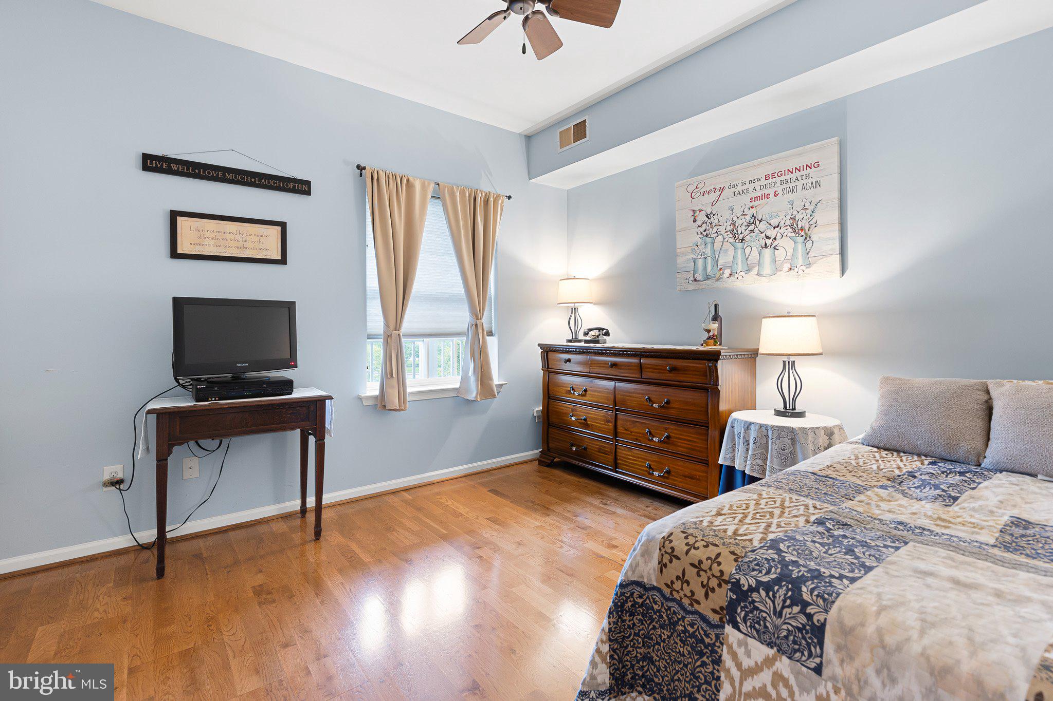 101 COLONIAL DOWNS COURT 1305