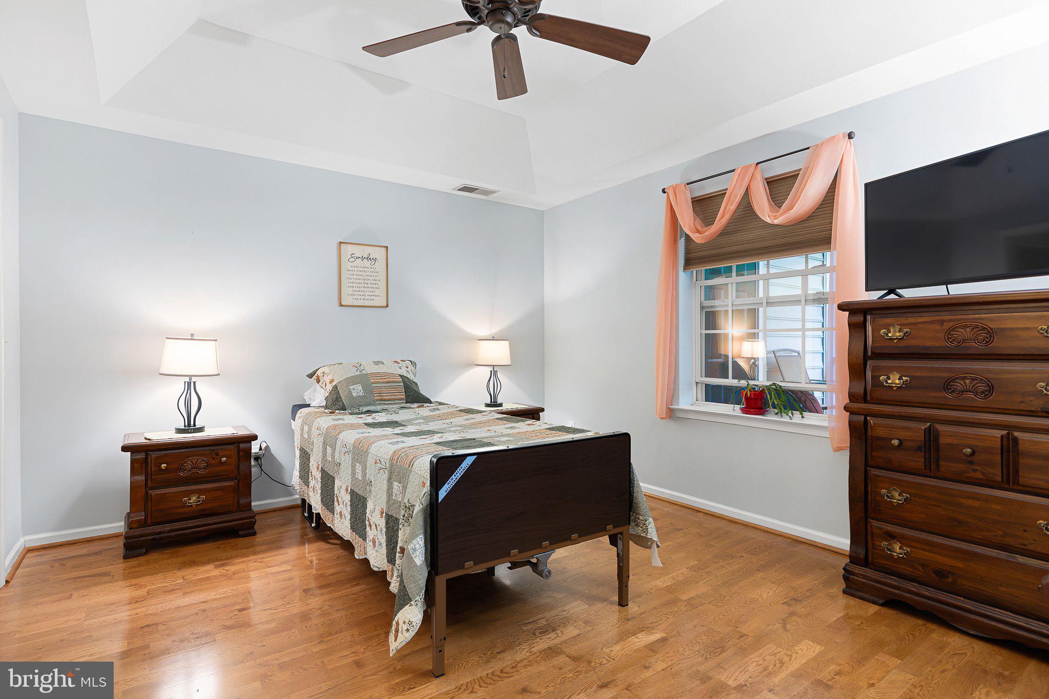 101 COLONIAL DOWNS COURT 1305