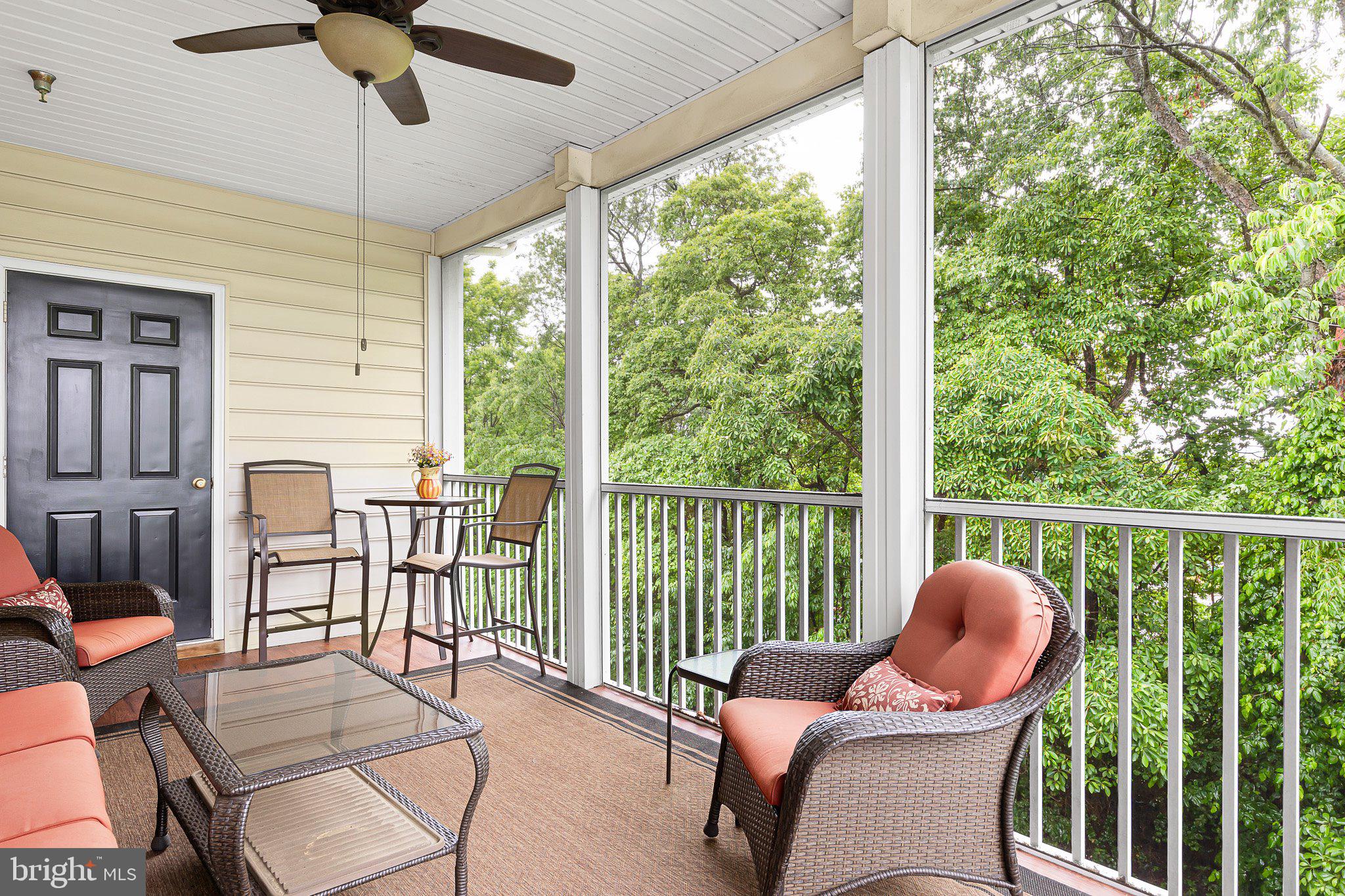 101 COLONIAL DOWNS COURT 1305