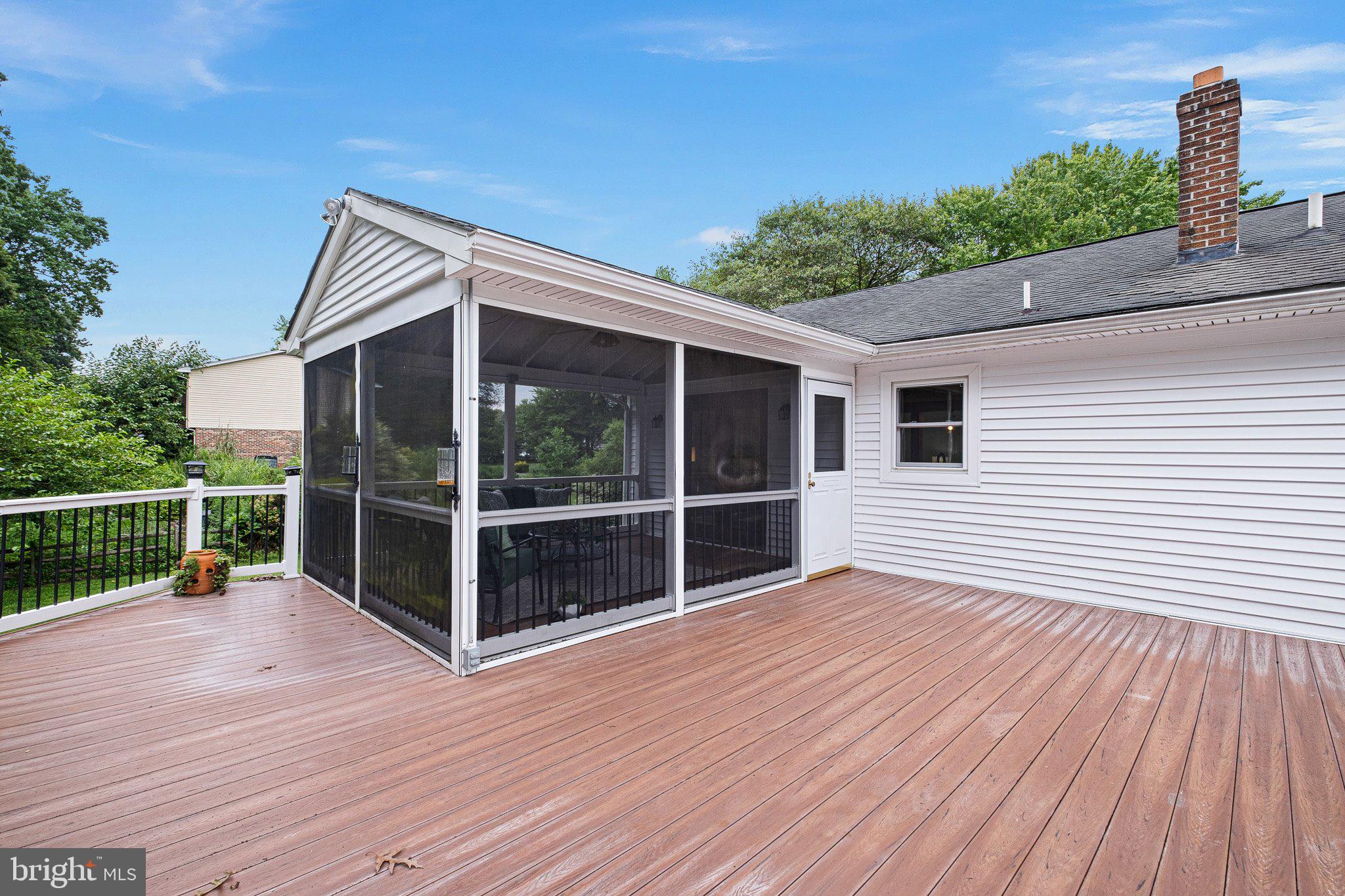 652 CLIFTON DRIVE