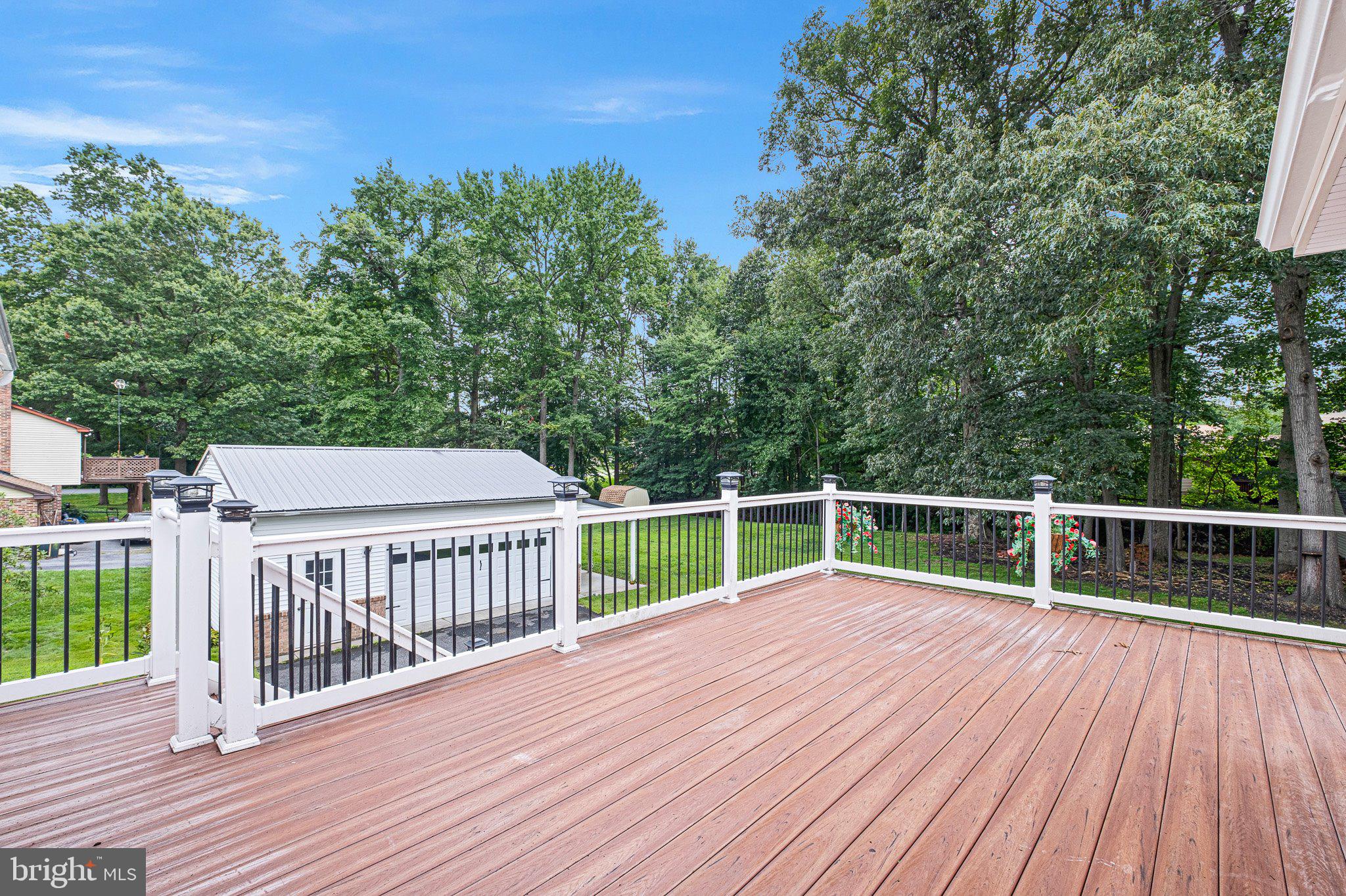 652 CLIFTON DRIVE