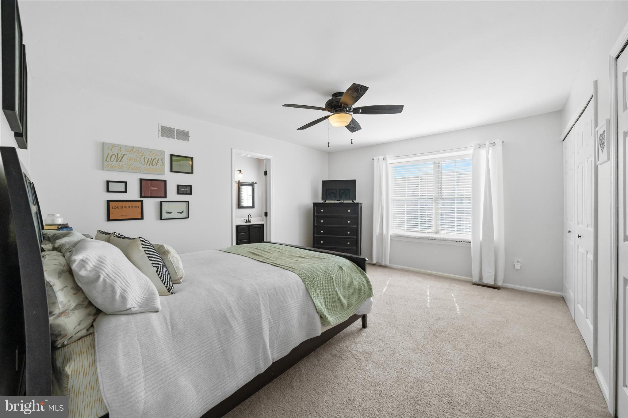 906 8TH STREET
