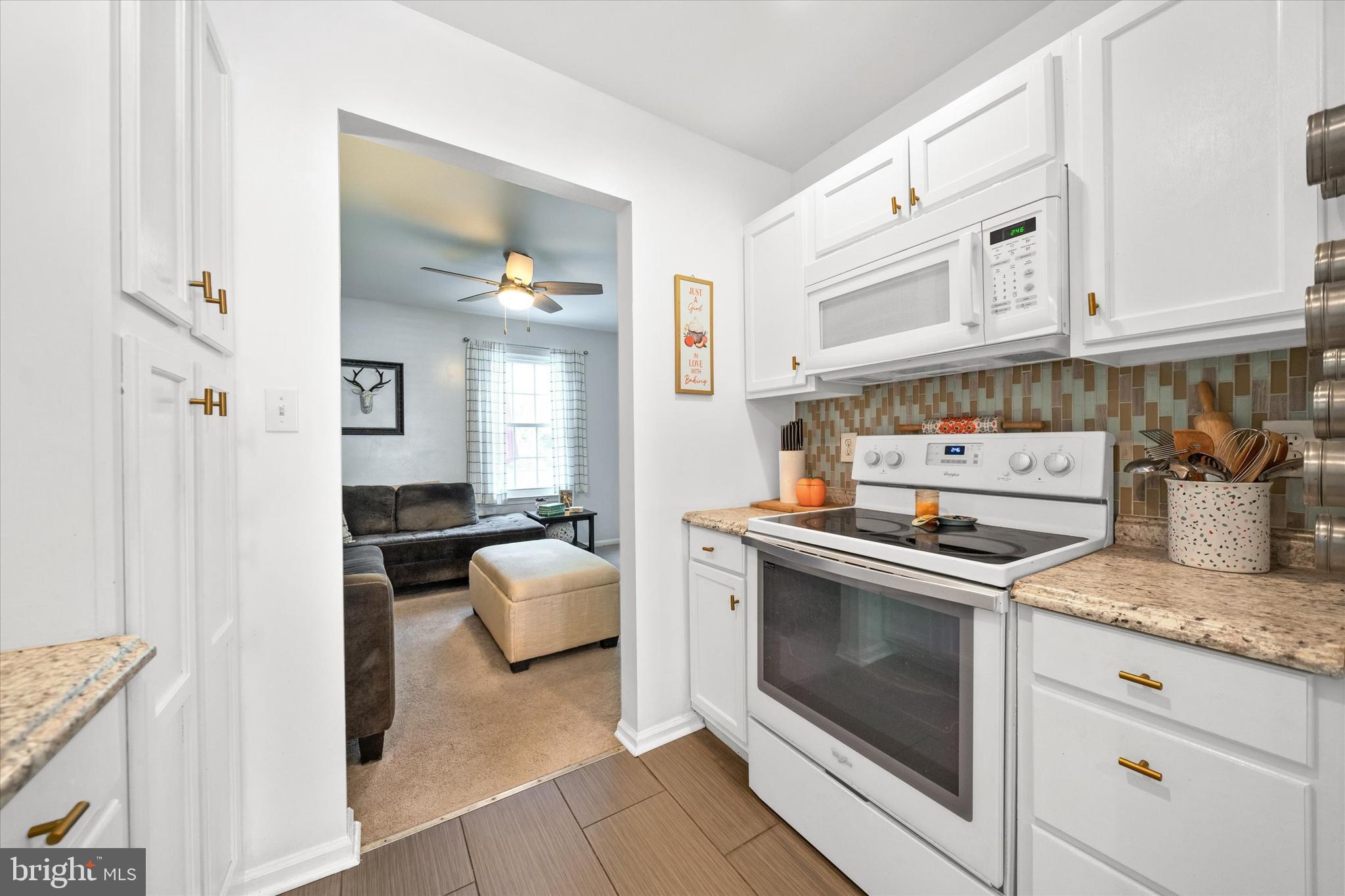 906 8TH STREET
