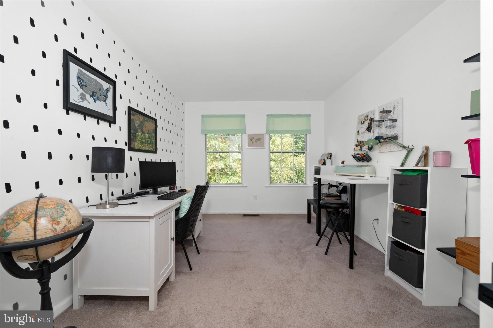 906 8TH STREET