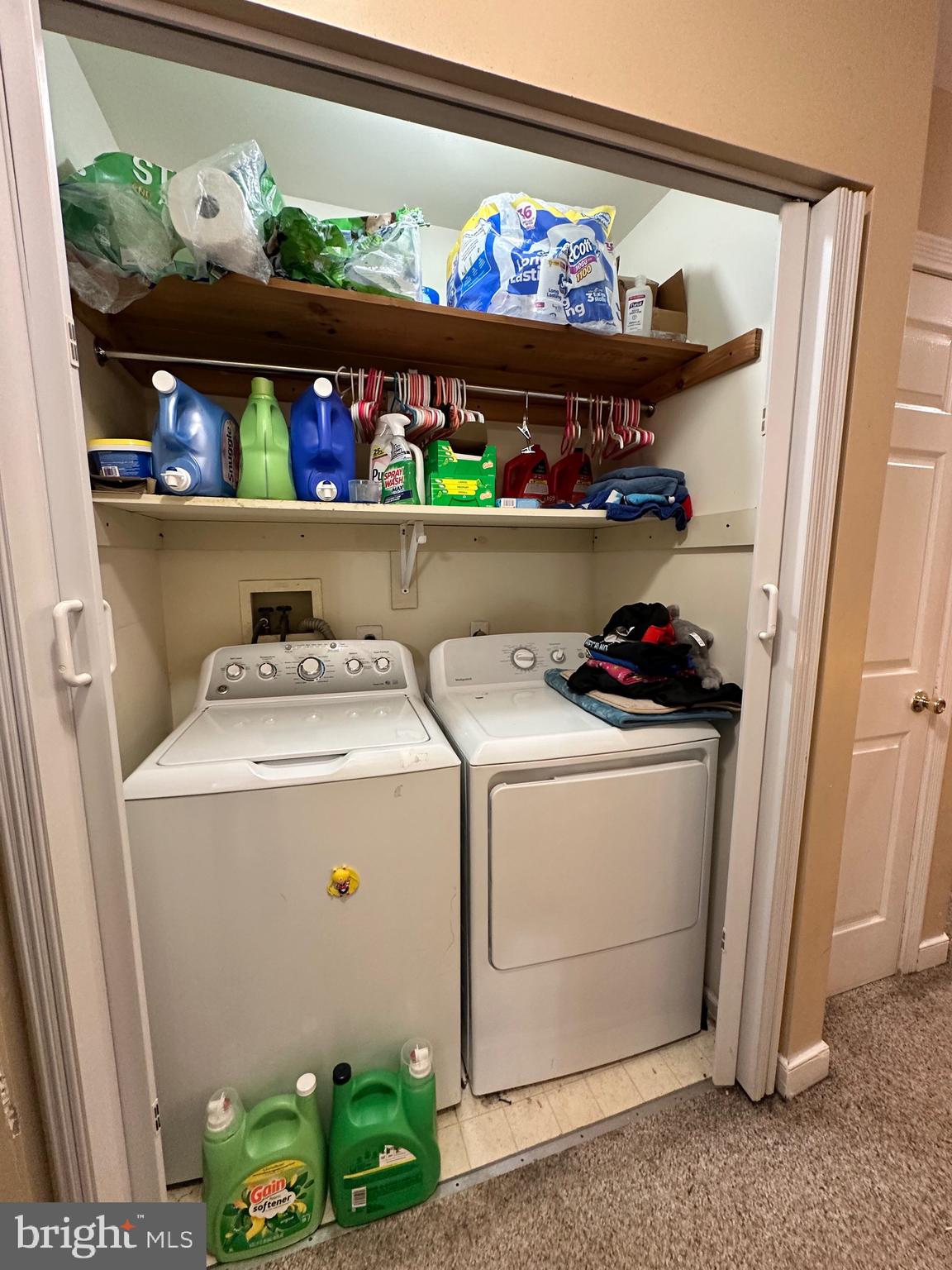 145 CREEKSIDE COURT
