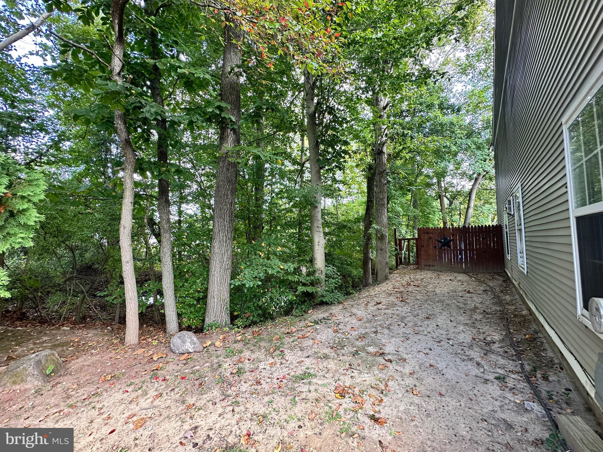 145 CREEKSIDE COURT