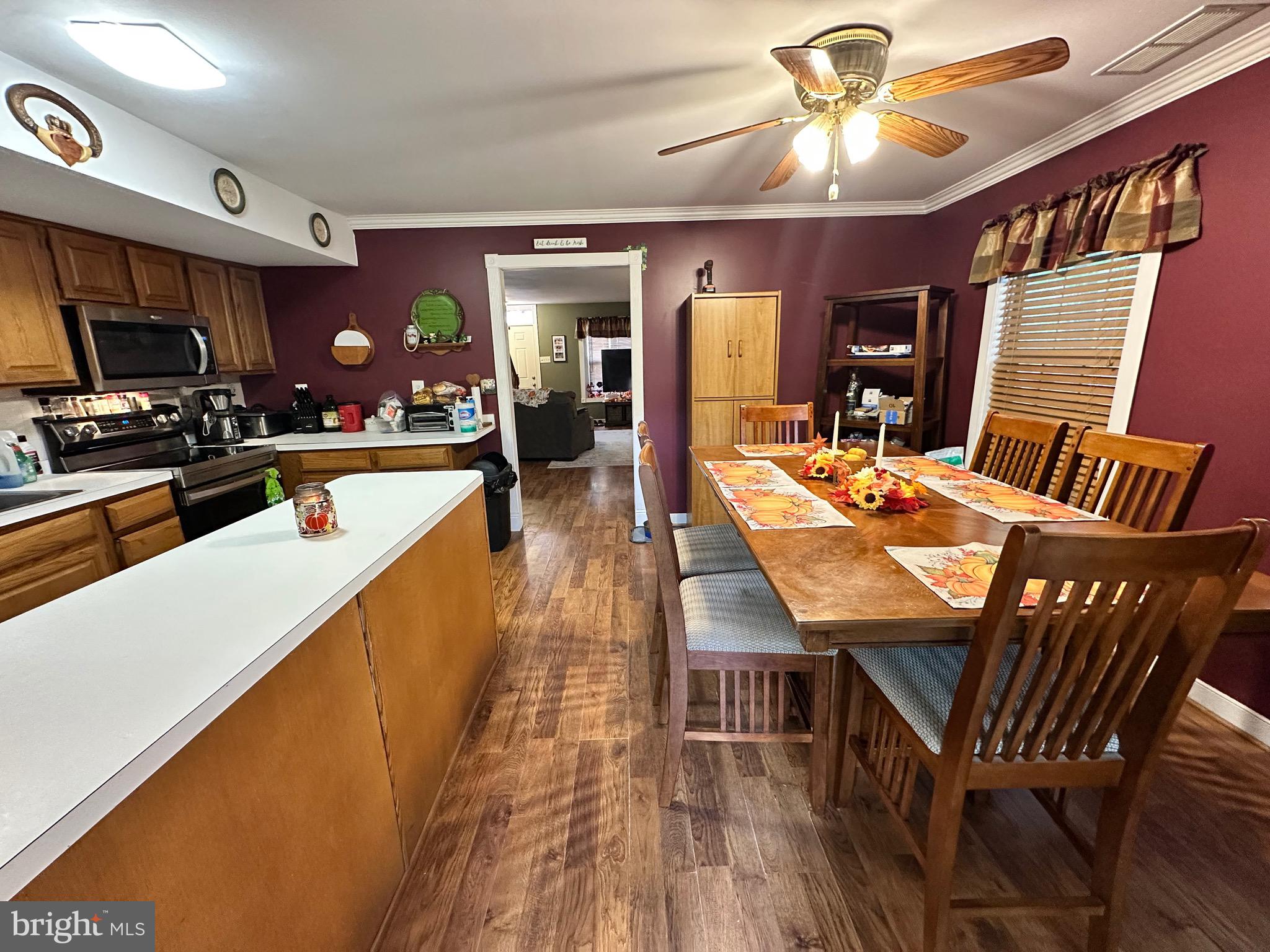 145 CREEKSIDE COURT